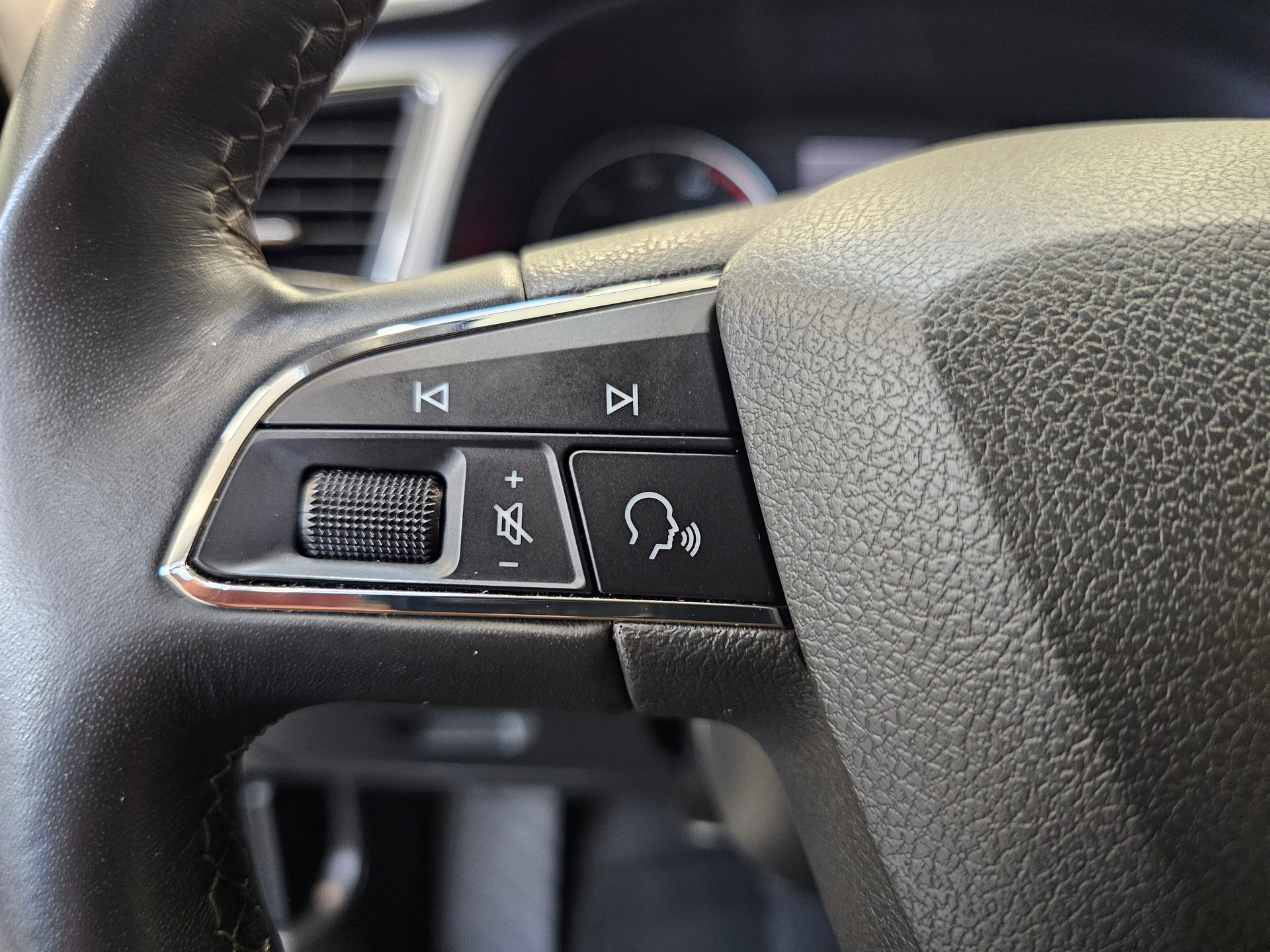 SEAT Leon 1.0 Ecomotive TSI Style DSG-image-11
