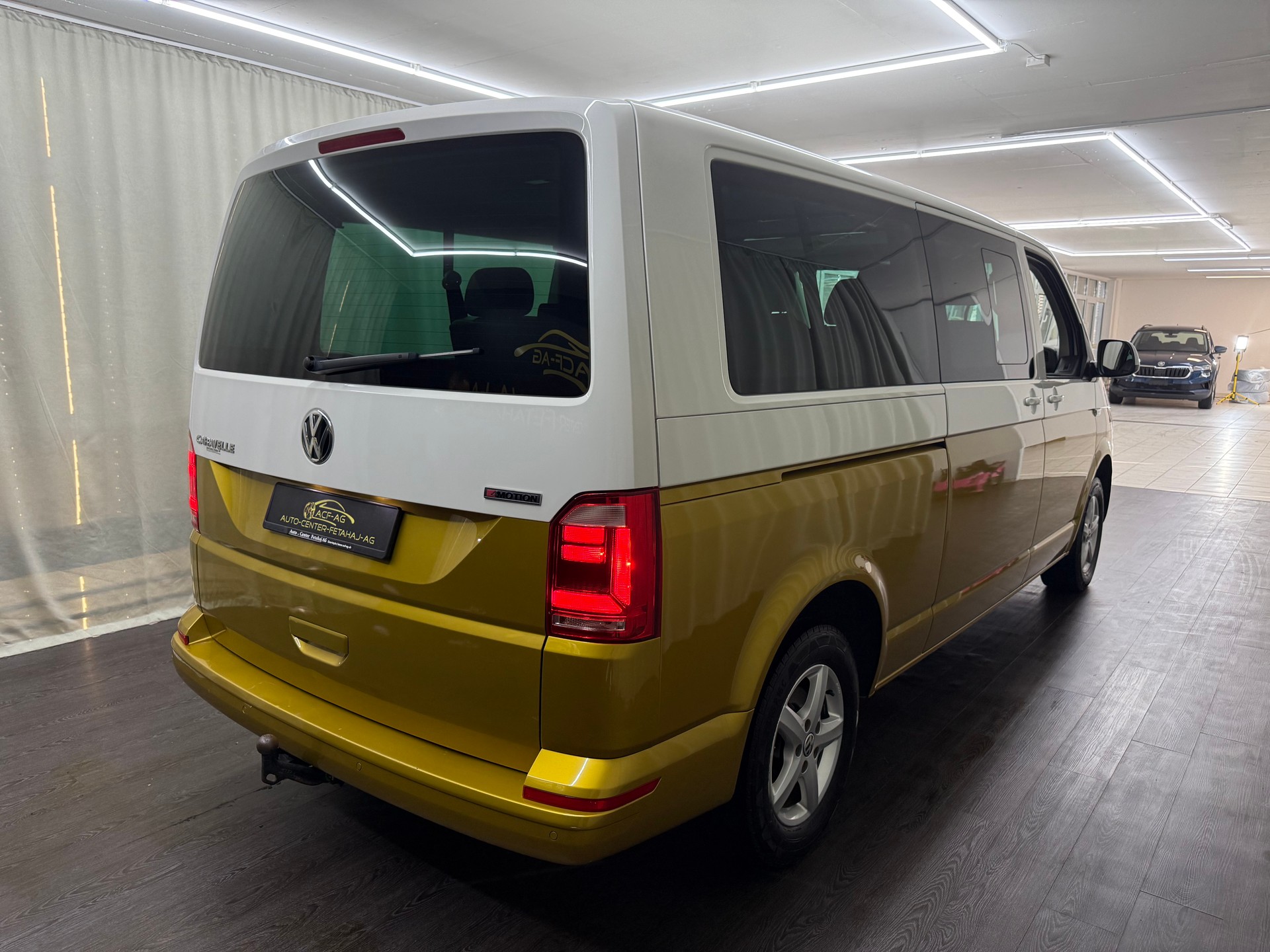 VW T6 Caravelle 2.0 TDI Comfortline Liberty 4Mot LWB-showroom-element-3