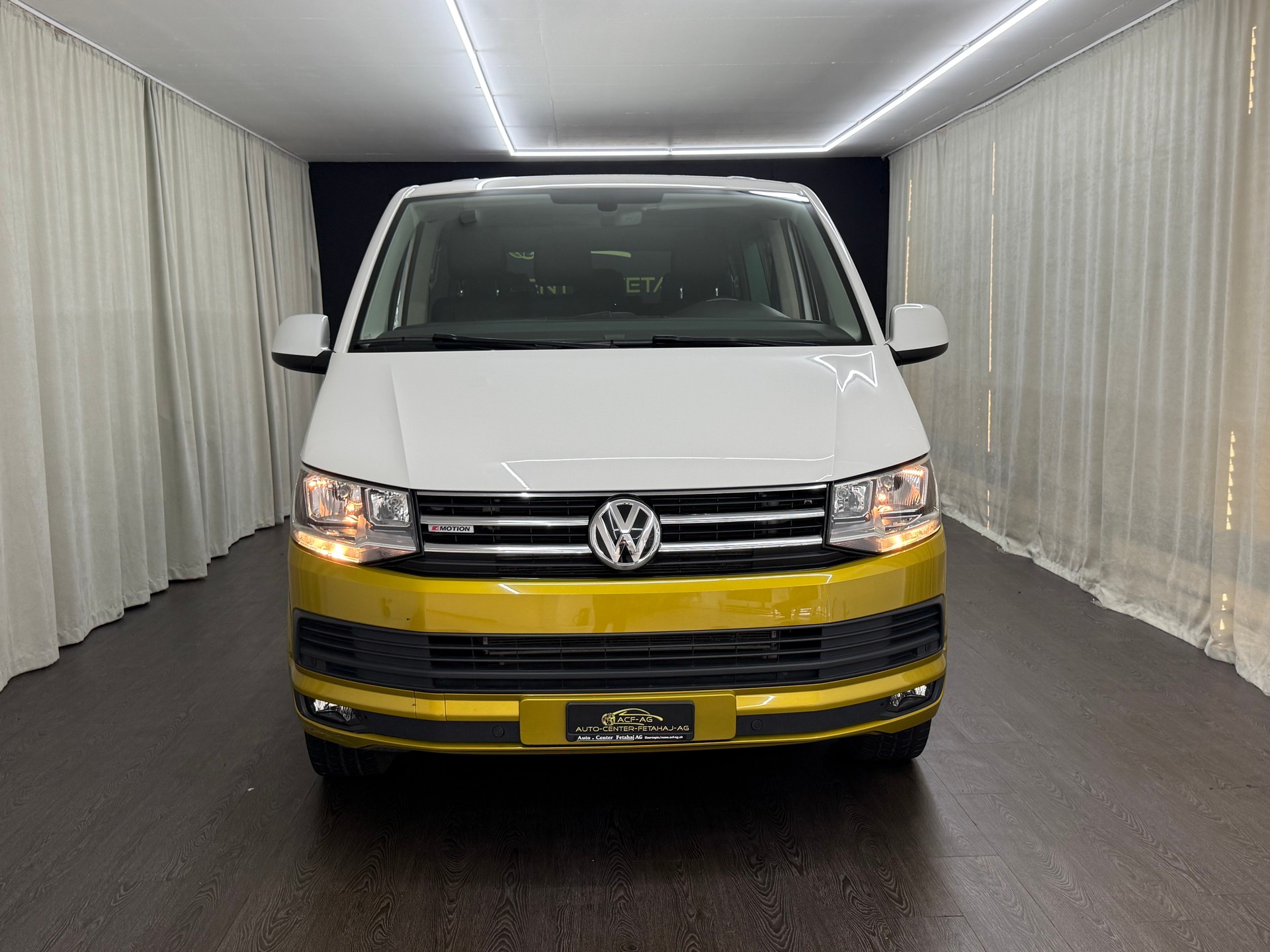 VW T6 Caravelle 2.0 TDI Comfortline Liberty 4Mot LWB-showroom-element-1