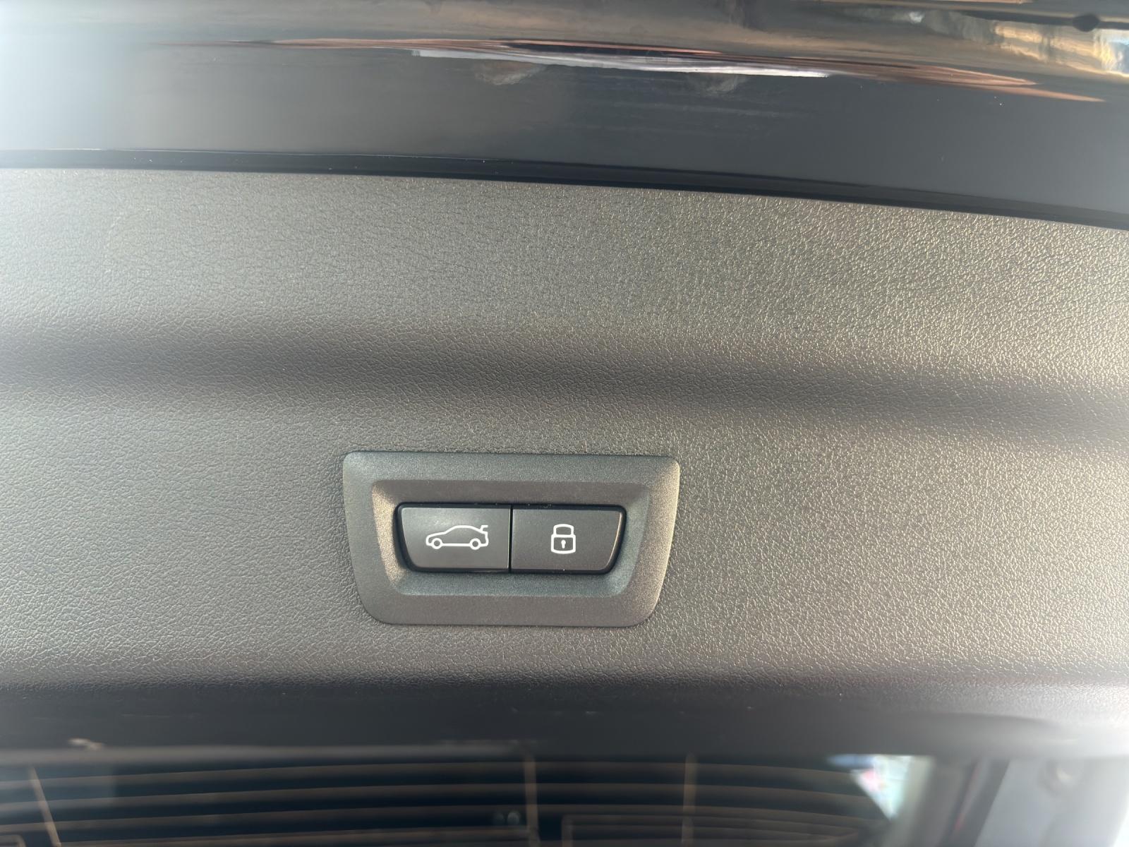 BMW X1 U11 30e xDrive paddles-image-21