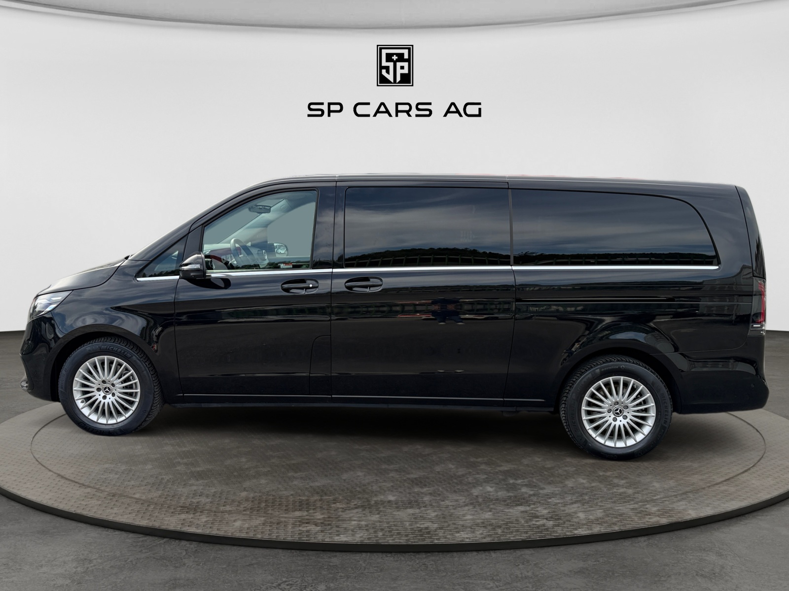 MERCEDES-BENZ V 300 d extralang Avantgarde 4Matic 8-Plätzer-showroom-element-1