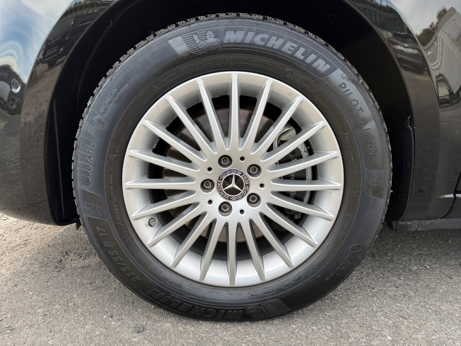 MERCEDES-BENZ V 300 d extralang Avantgarde 4Matic 8-Plätzer-image-8