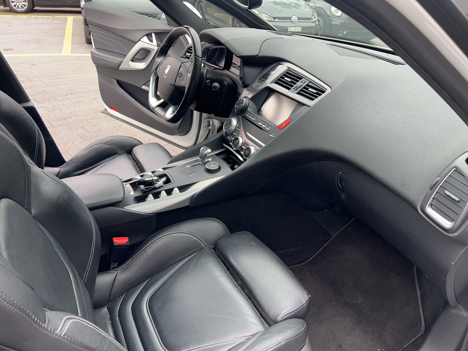 DS AUTOMOBILES DS5 HYbrid4 200 Sport Chic EGS6-image-6