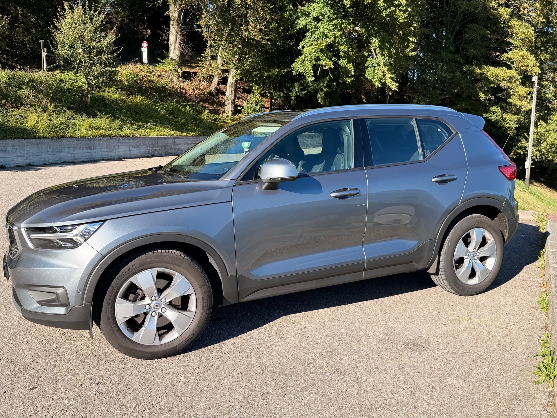 VOLVO 2.0 D4 Momentum AWD-image-5