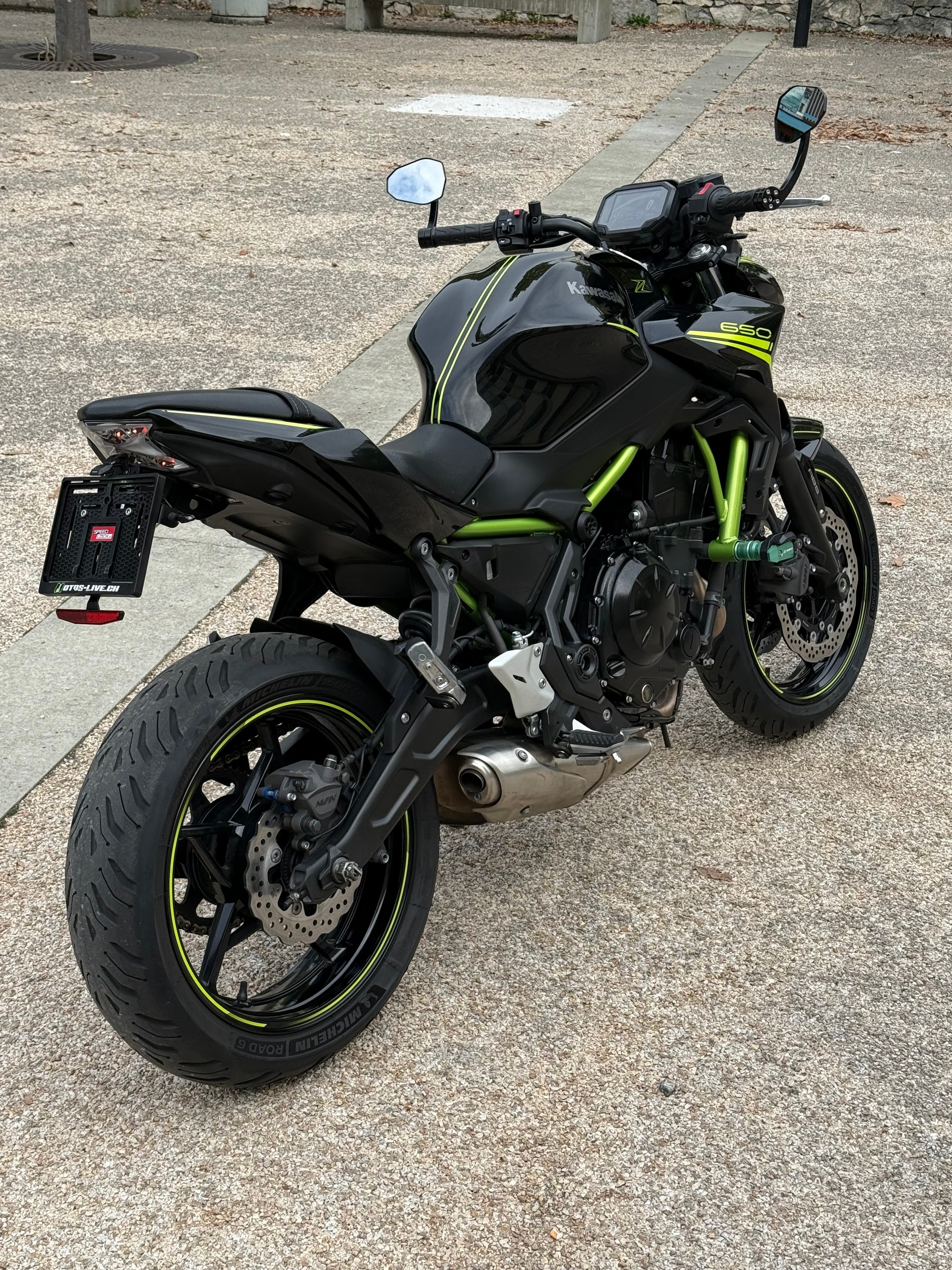 KAWASAKI Z 650-image-4