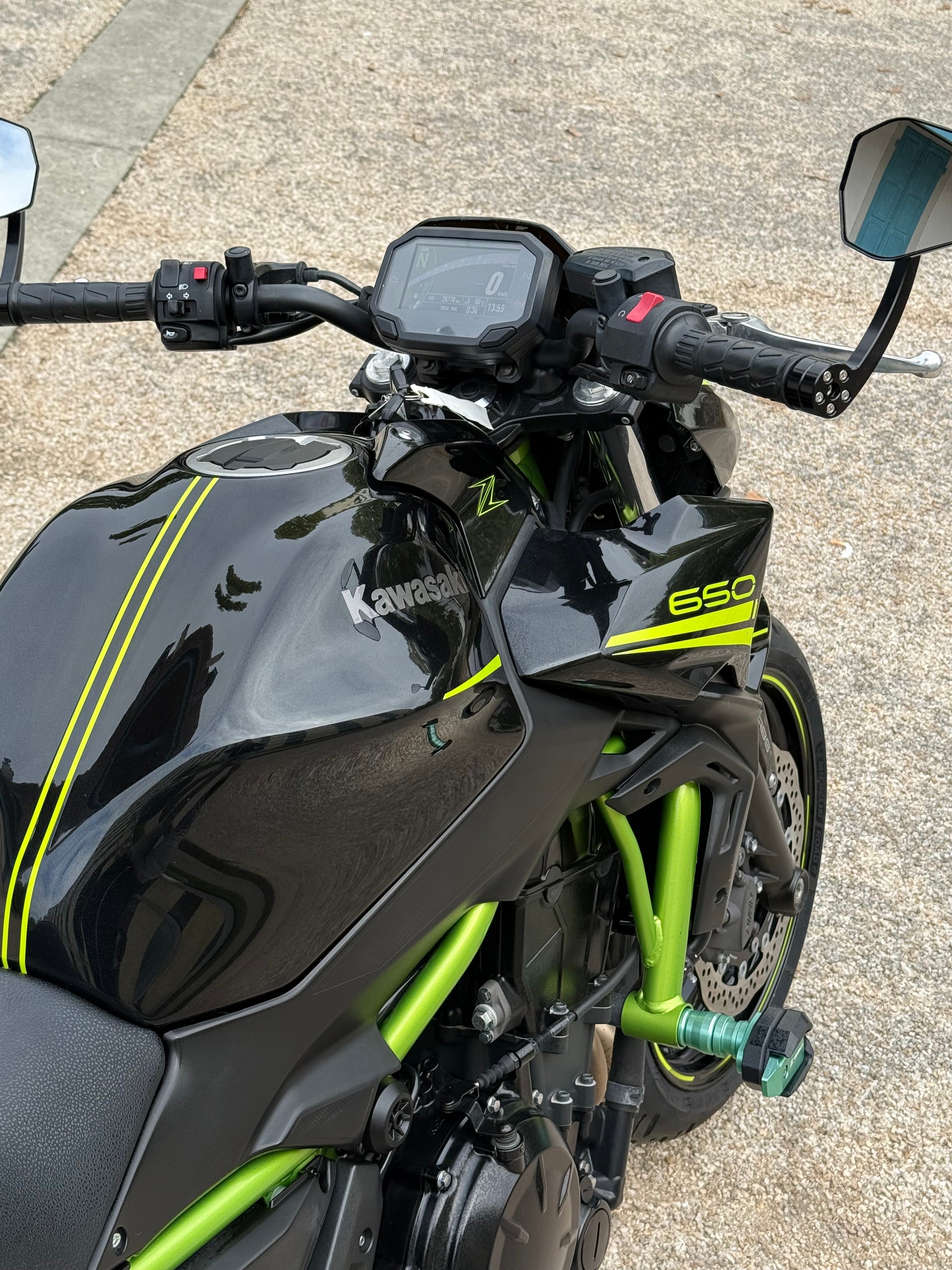KAWASAKI Z 650-image-9