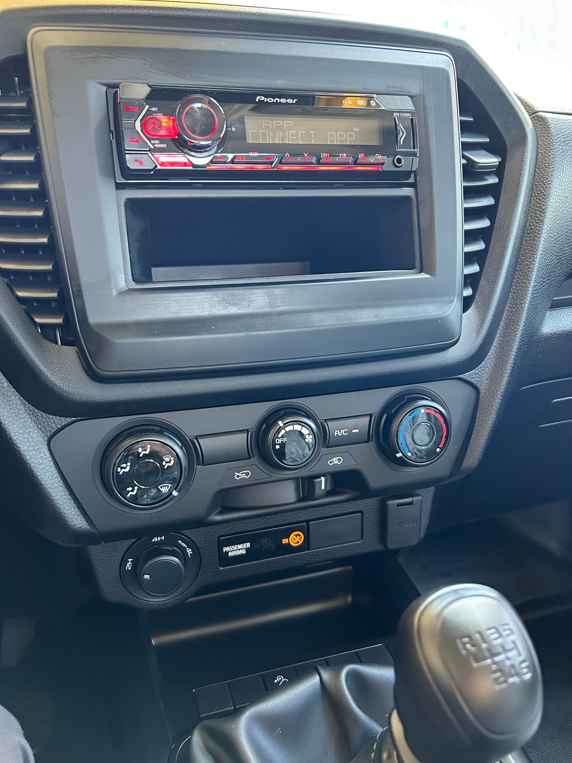 ISUZU D-MAX 1.9 Single N60B 4x4-image-14