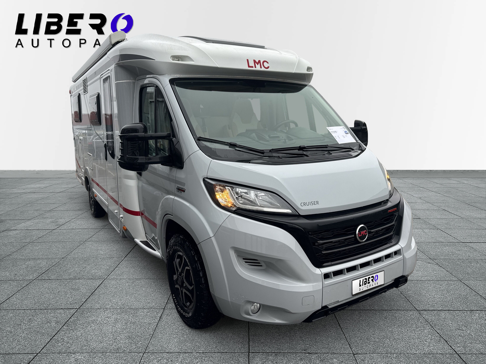 LMC CRUISER T662G-image-2