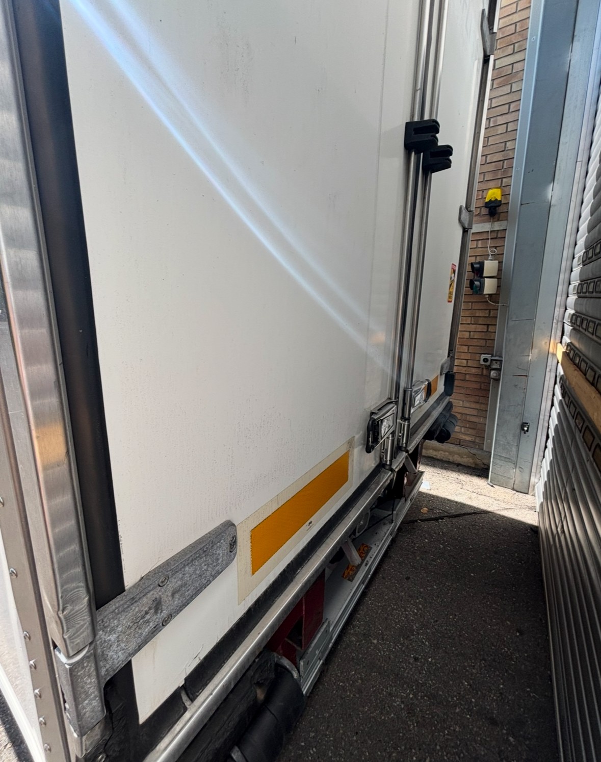 LAMBERT Sattel-Sachentransportanhänger-image-9