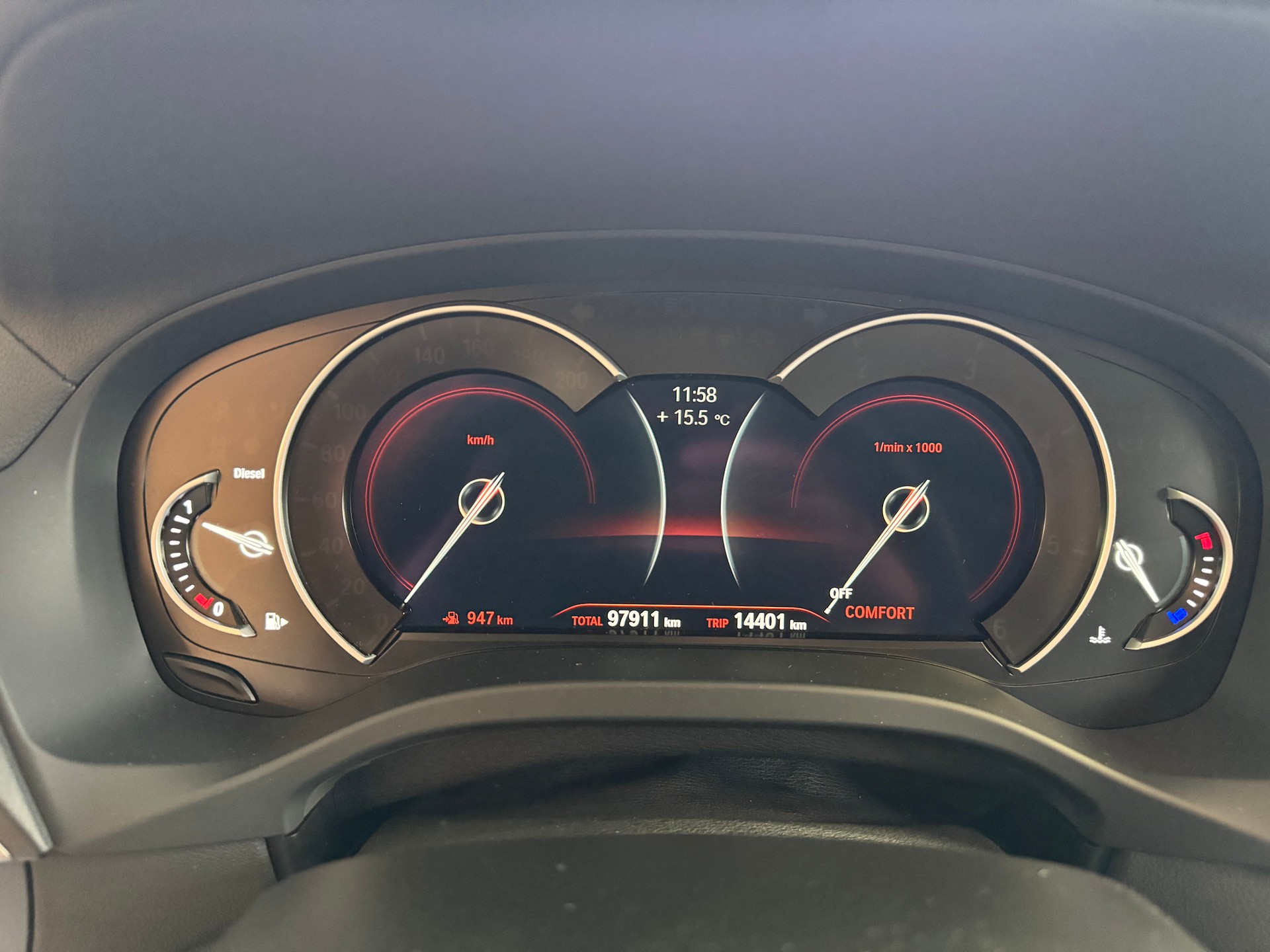 BMW X3 xDrive 48V 20d Luxury Line Steptronic-image-11