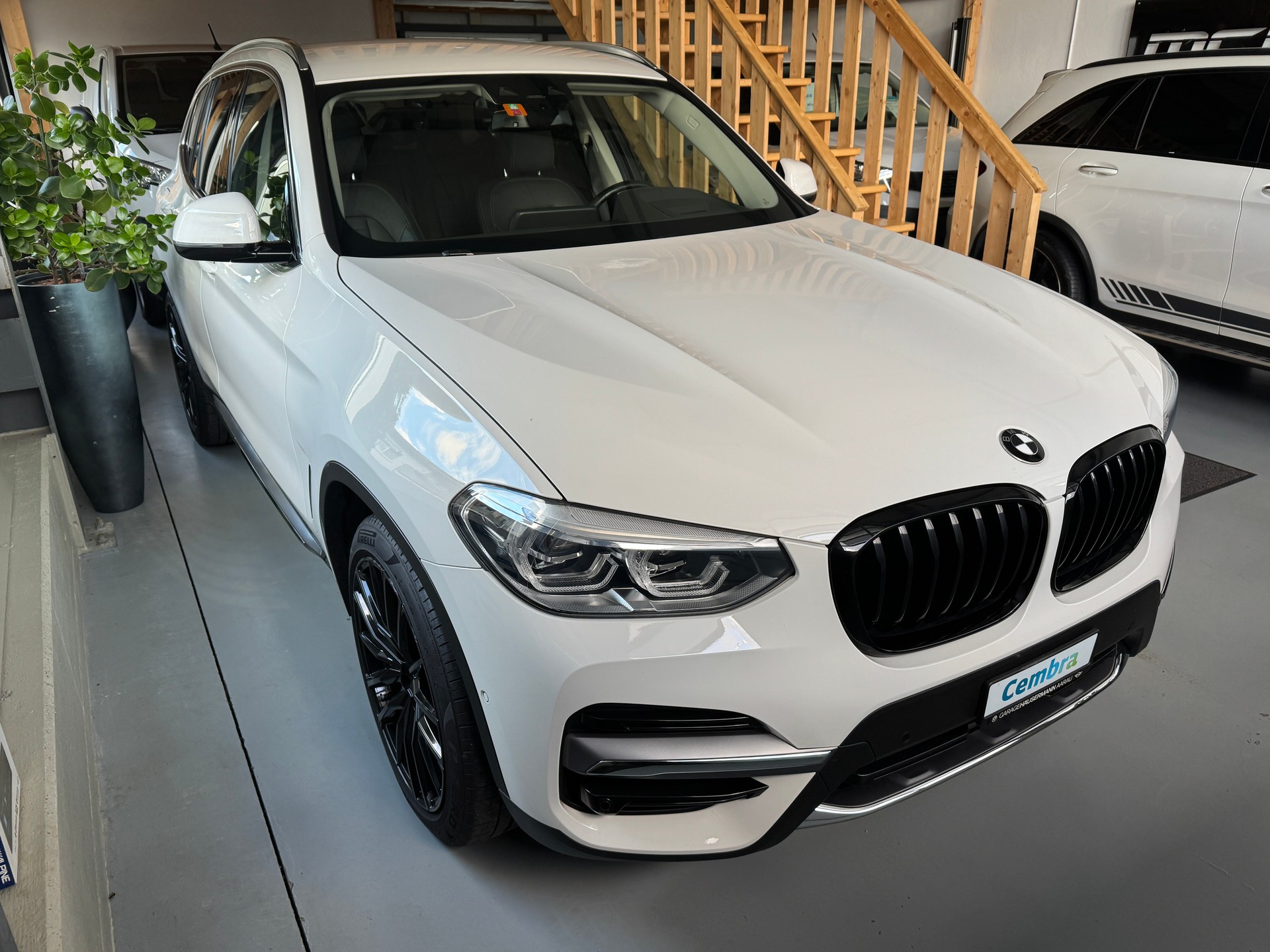 BMW X3 xDrive 48V 20d Luxury Line Steptronic-showroom-element-1