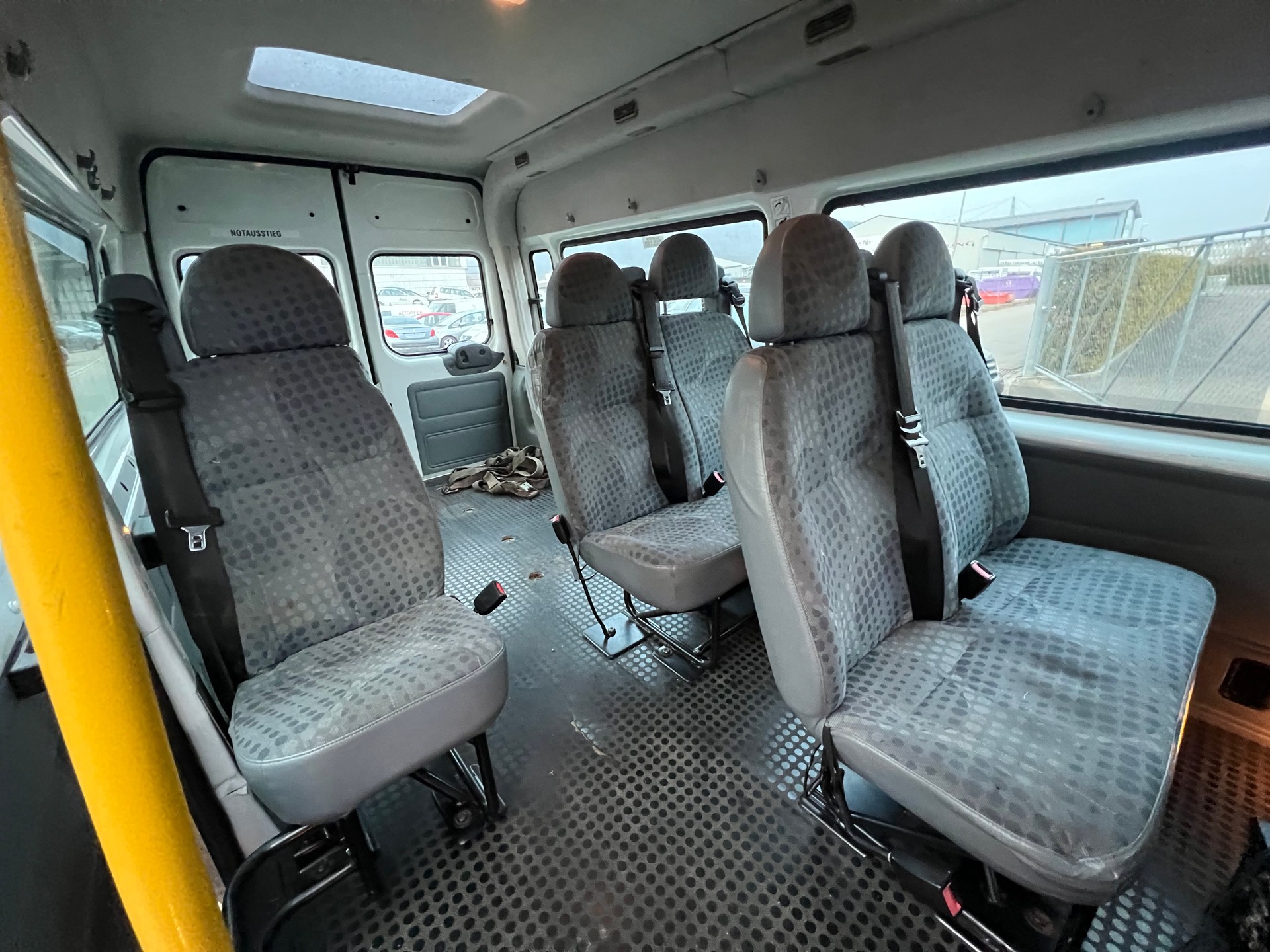 FORD Transit 2.4 TDCi Bus M2 350L Trend 14Pl.-image-11