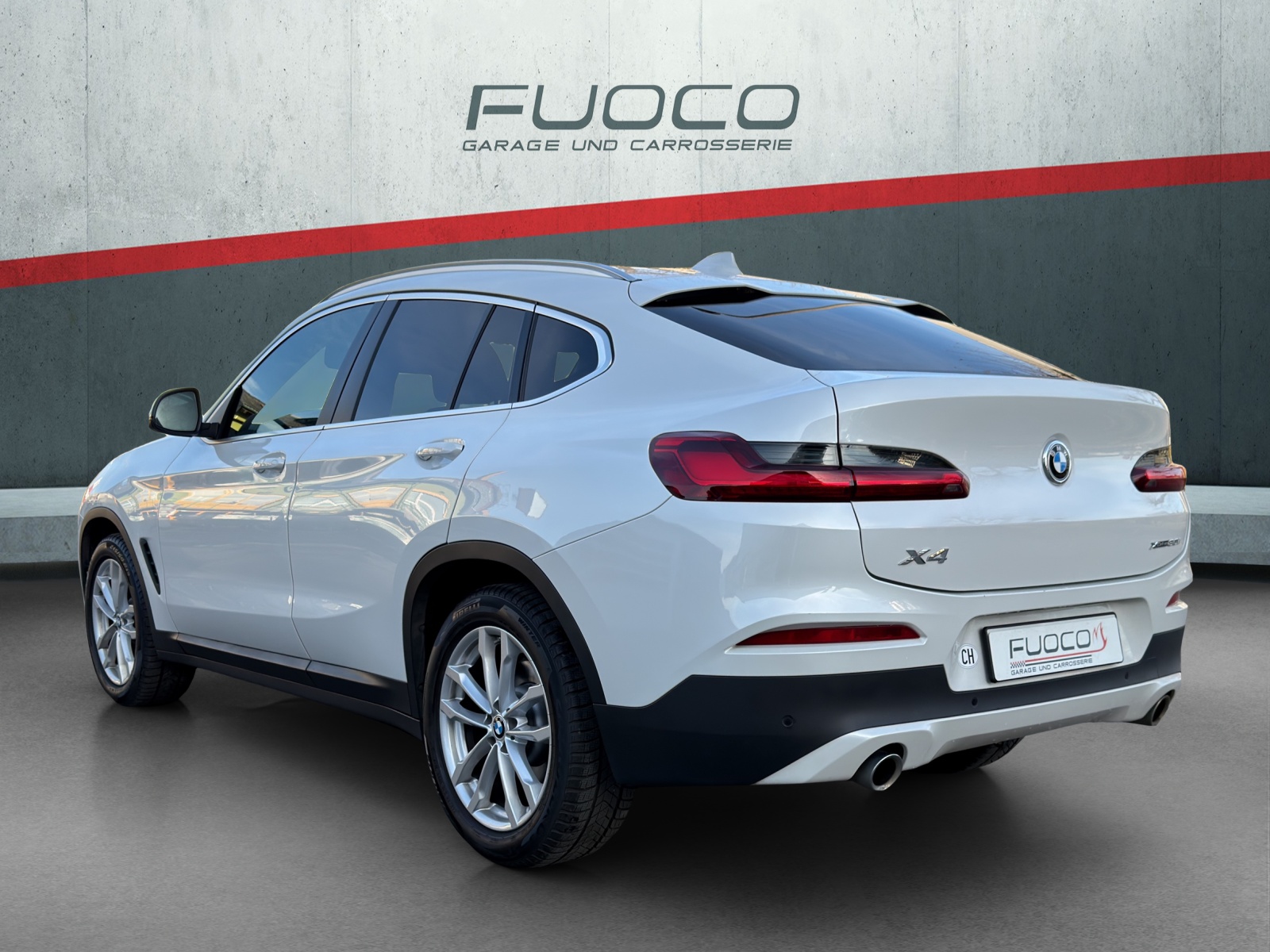 BMW X4 xDrive 30i Steptronic-image-4