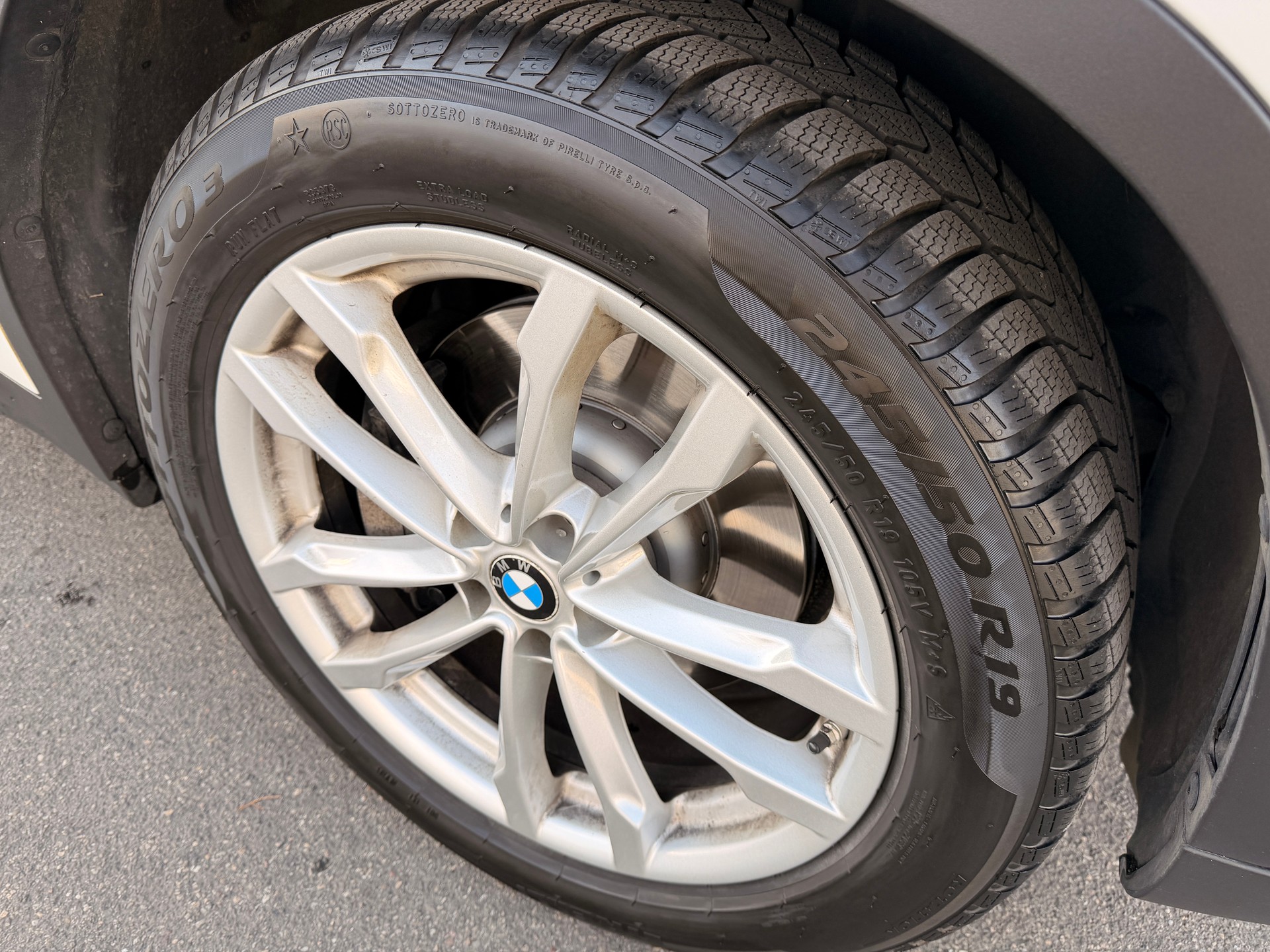 BMW X4 xDrive 30i Steptronic-image-15