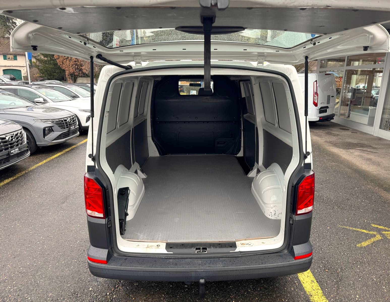 VW T6.1 2.0 TDI Entry Entry L2-image-14