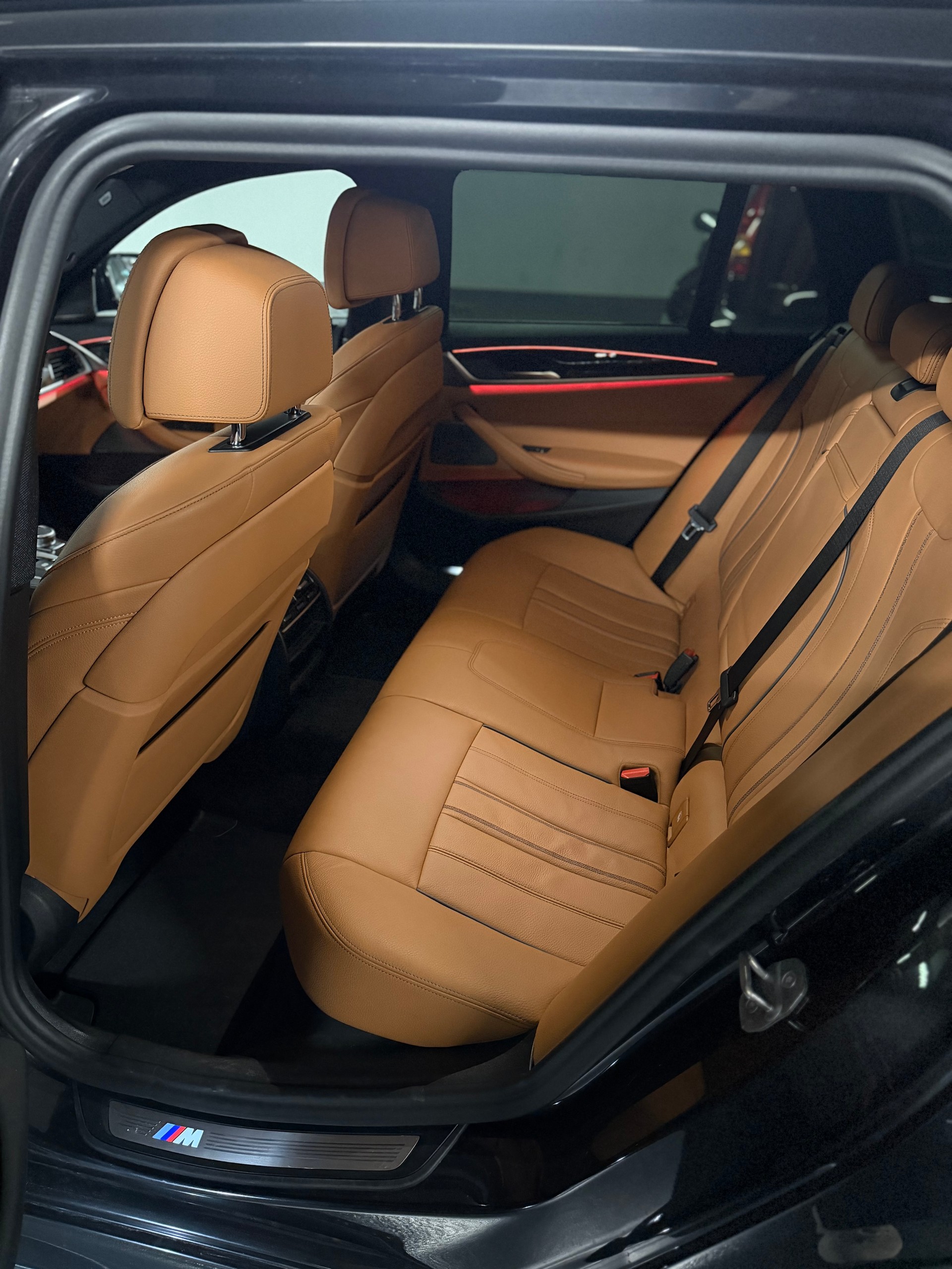 BMW 530d xDrive Touring Sport Line Steptronic-image-8