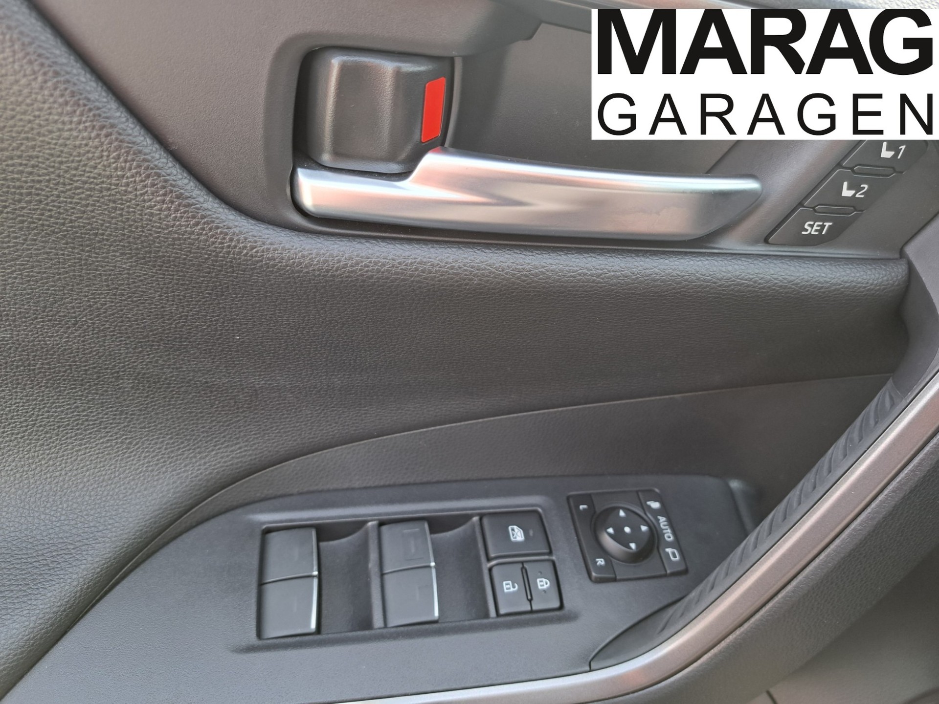TOYOTA RAV-4 2.5 PHEV GR Sport e-CVT 4WD-image-15