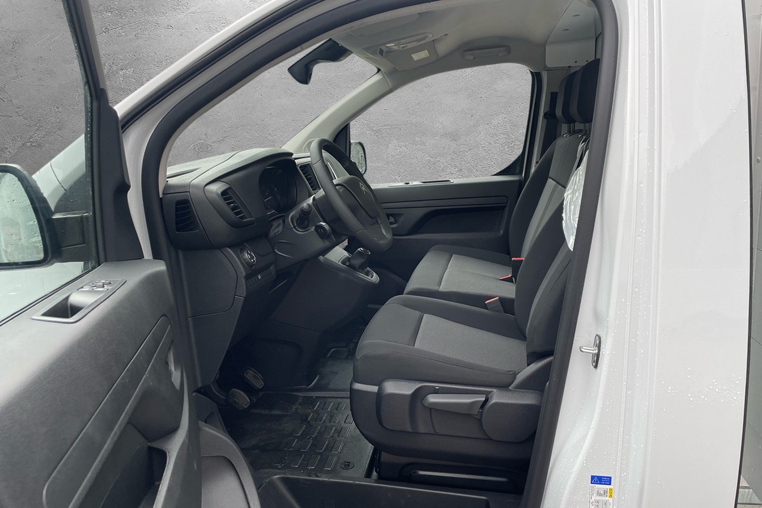 CITROEN Jumpy 2.0 BlueHDi 145 S&S M-image-9