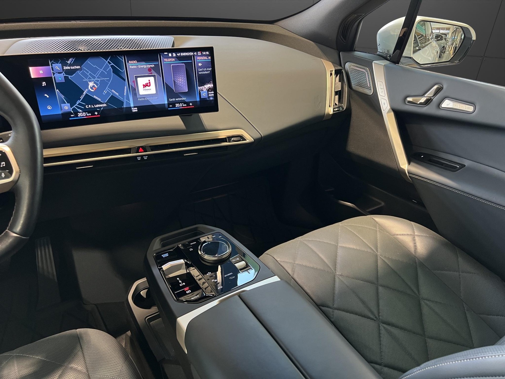 BMW iX xDrive M60-image-20