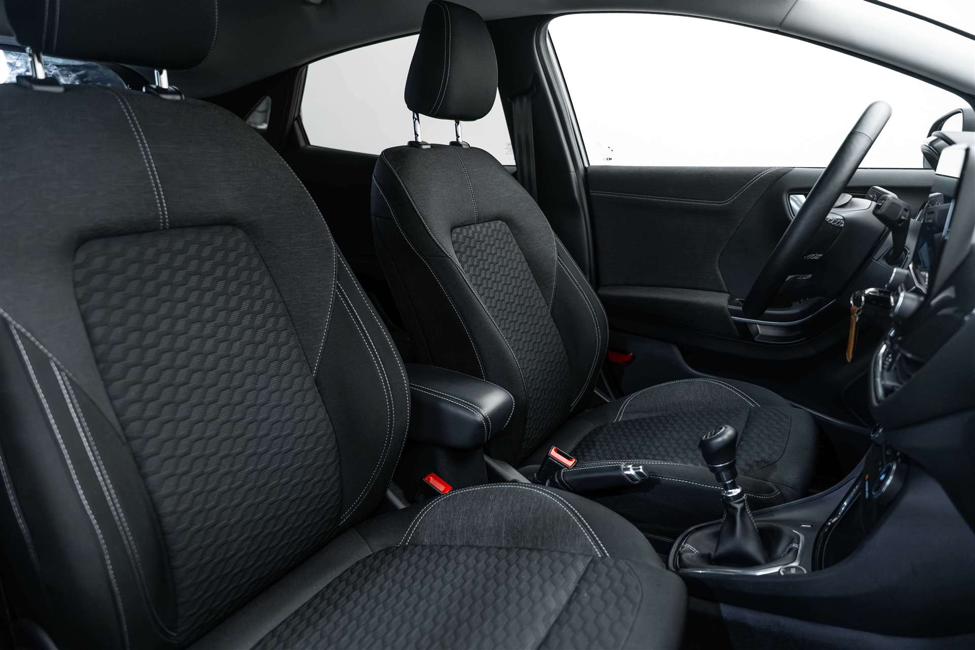 FORD Puma 1.0 MHEV Titanium ECO-Boost-image-10