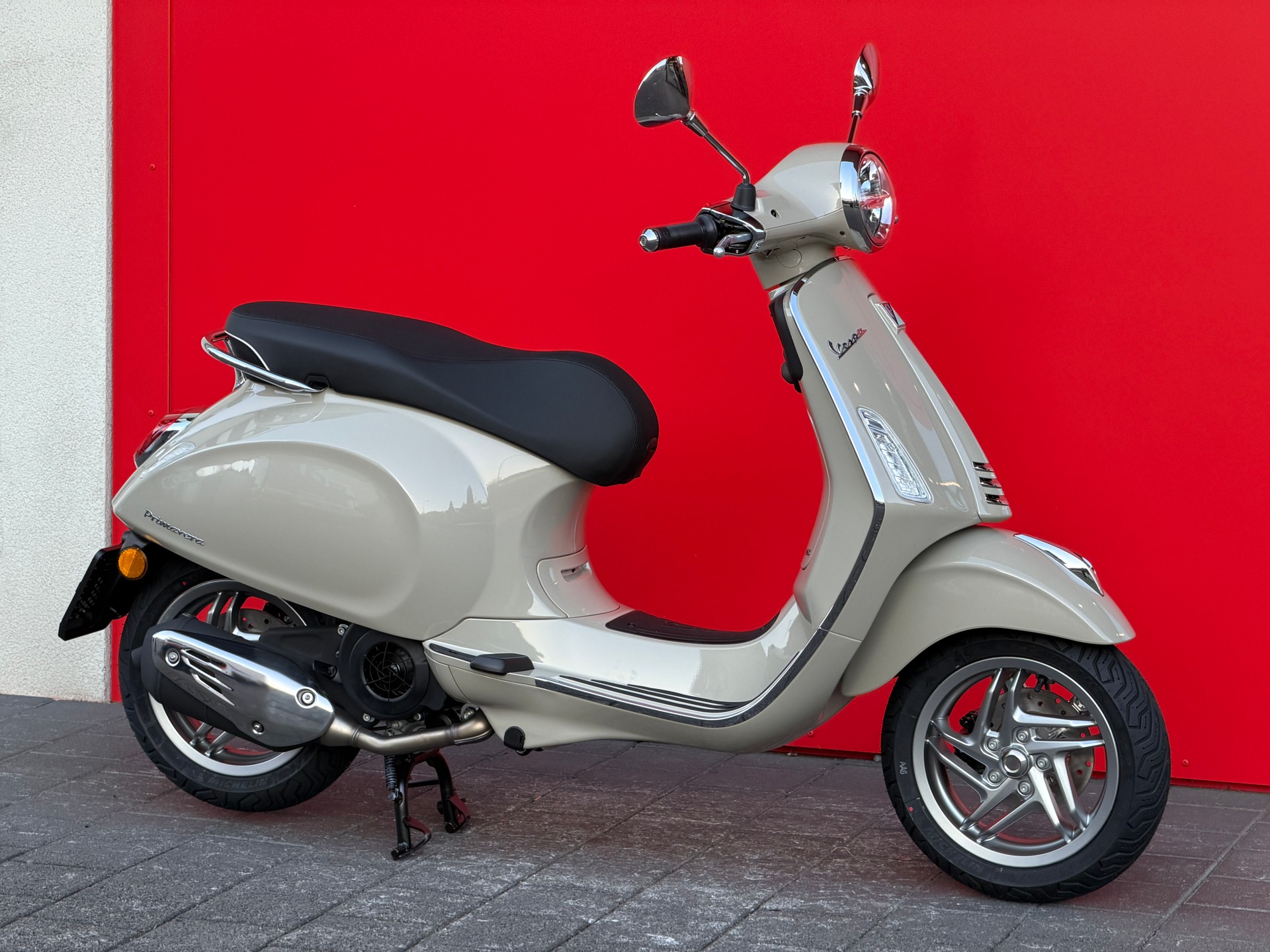 PIAGGIO Vespa 125 Primavera MY26-image-8