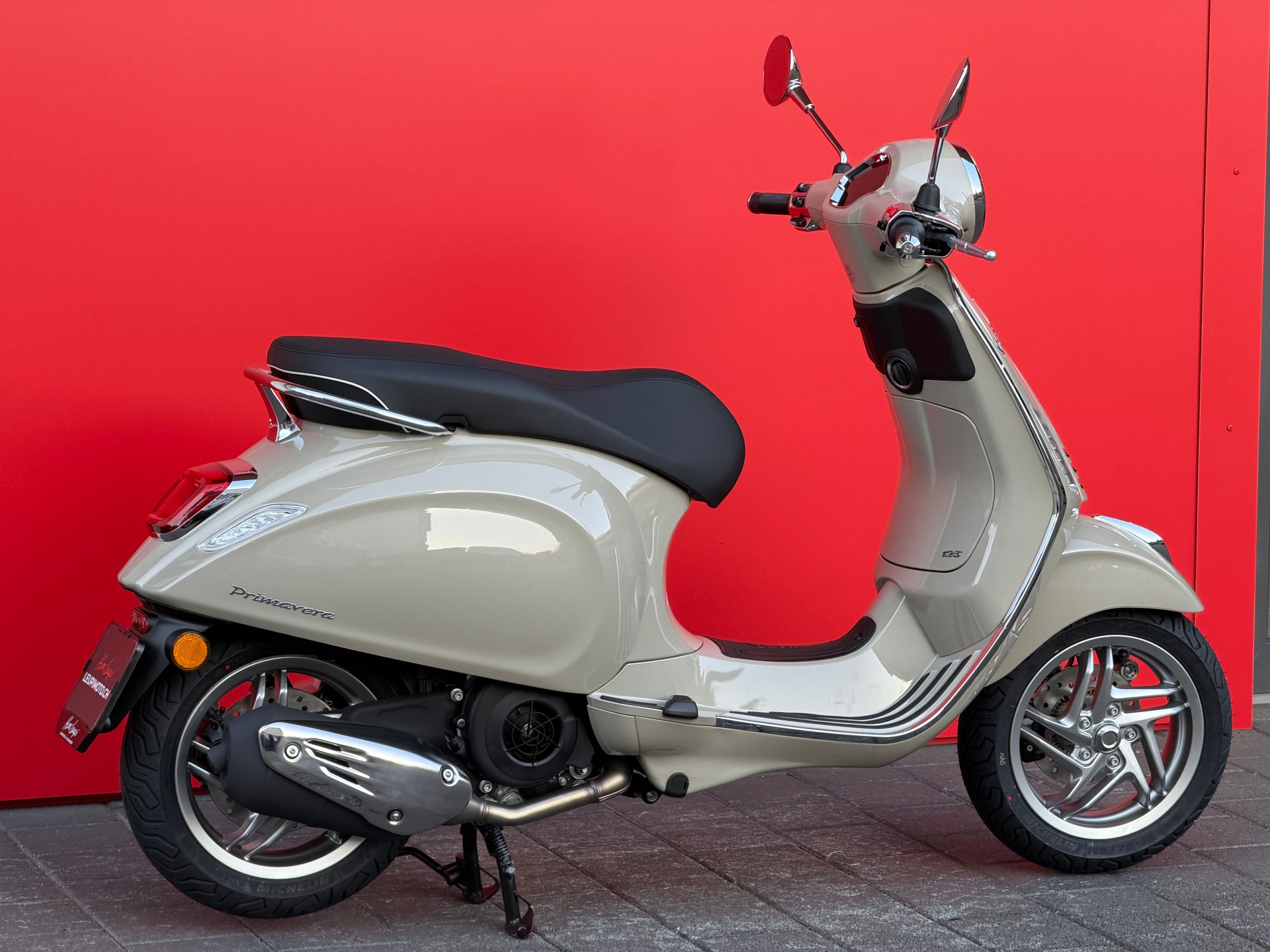 PIAGGIO Vespa 125 Primavera MY26-image-5