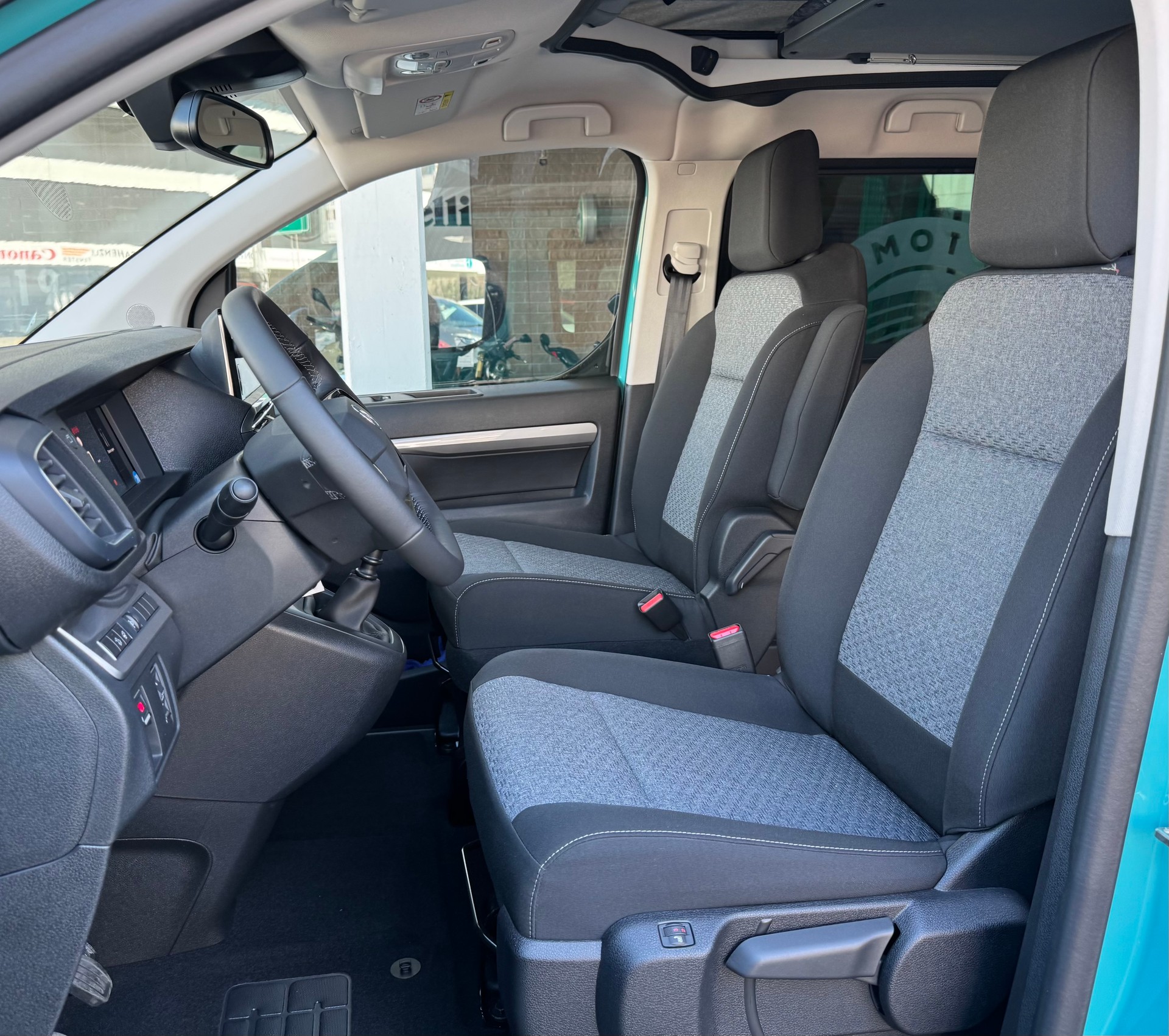 CITROEN PÖSSL Vanster BlueHDI 145 PS-image-11
