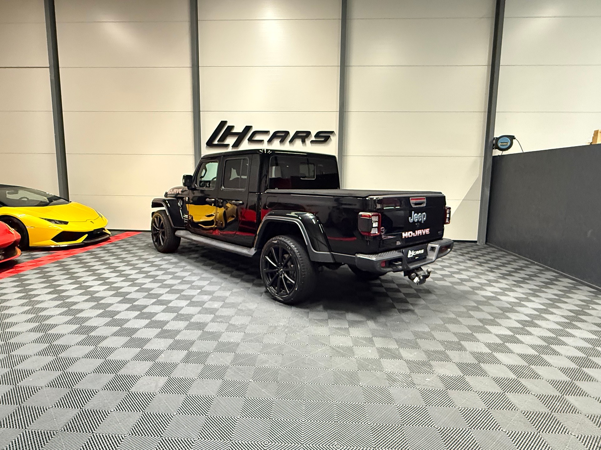 JEEP Gladiator 3.0 D MultiJet Launch Edition-image-2