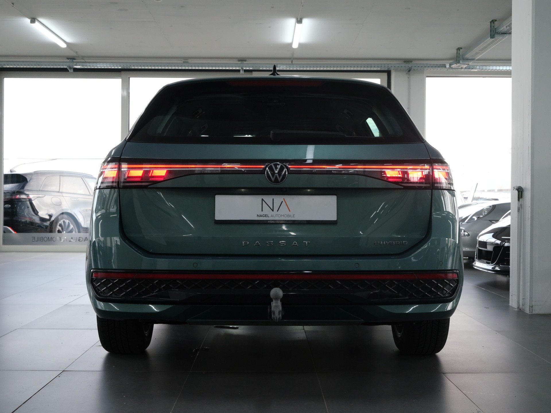 VW Passat Variant 1.5 TSI evo2 Plug-In- Hybrid R-Line DSG-showroom-element-3
