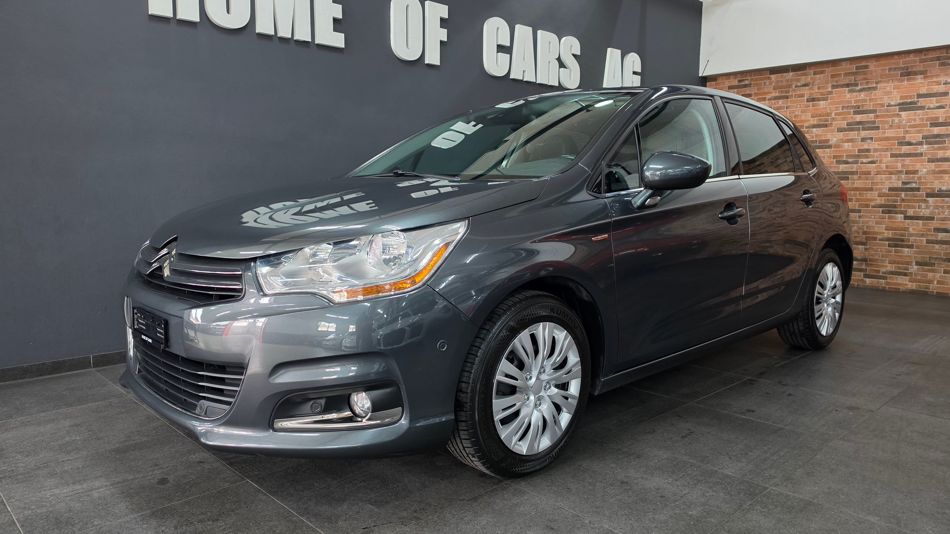 CITROEN C4 Berline 1.2 THP Exclusive-showroom-element-1