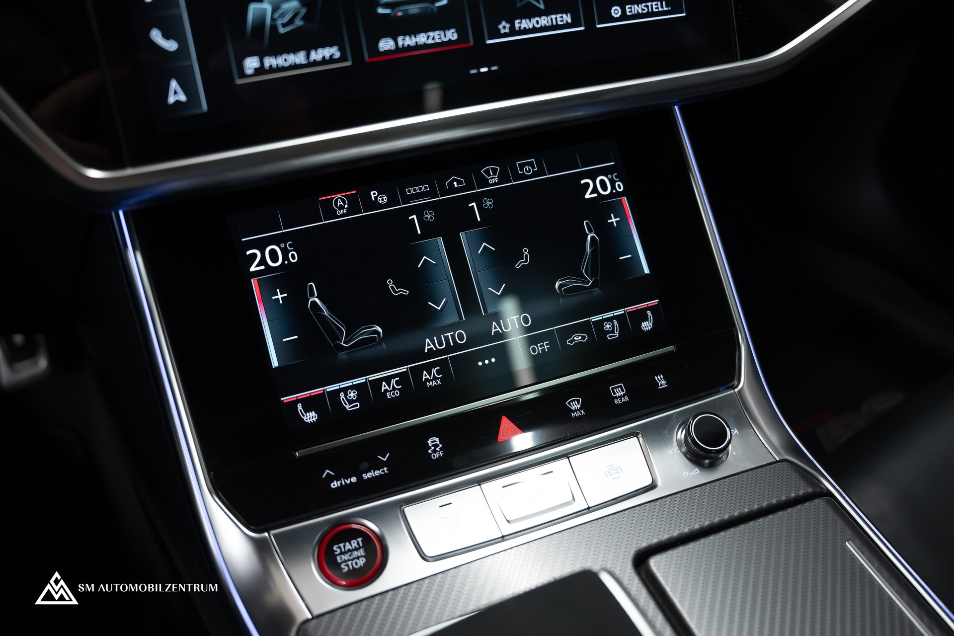 AUDI RS6 Avant 4.0 V8 TFSI quattro T-Tronic / Keramik / Standheizung / Dynamik Paket / Panorama /360°-image-30