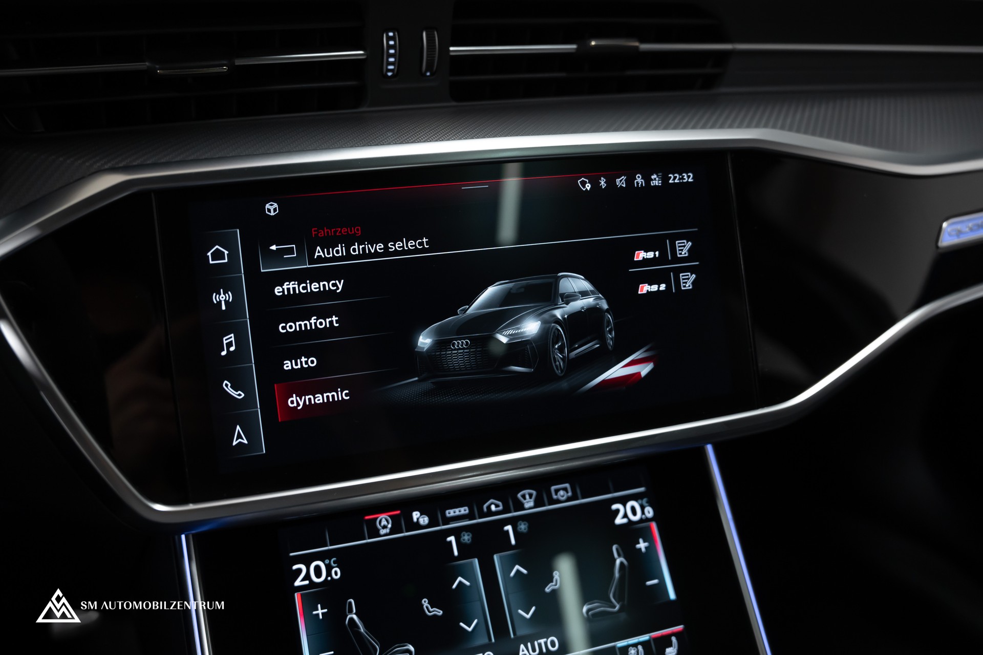 AUDI RS6 Avant 4.0 V8 TFSI quattro T-Tronic / Keramik / Standheizung / Dynamik Paket / Panorama /360°-image-41