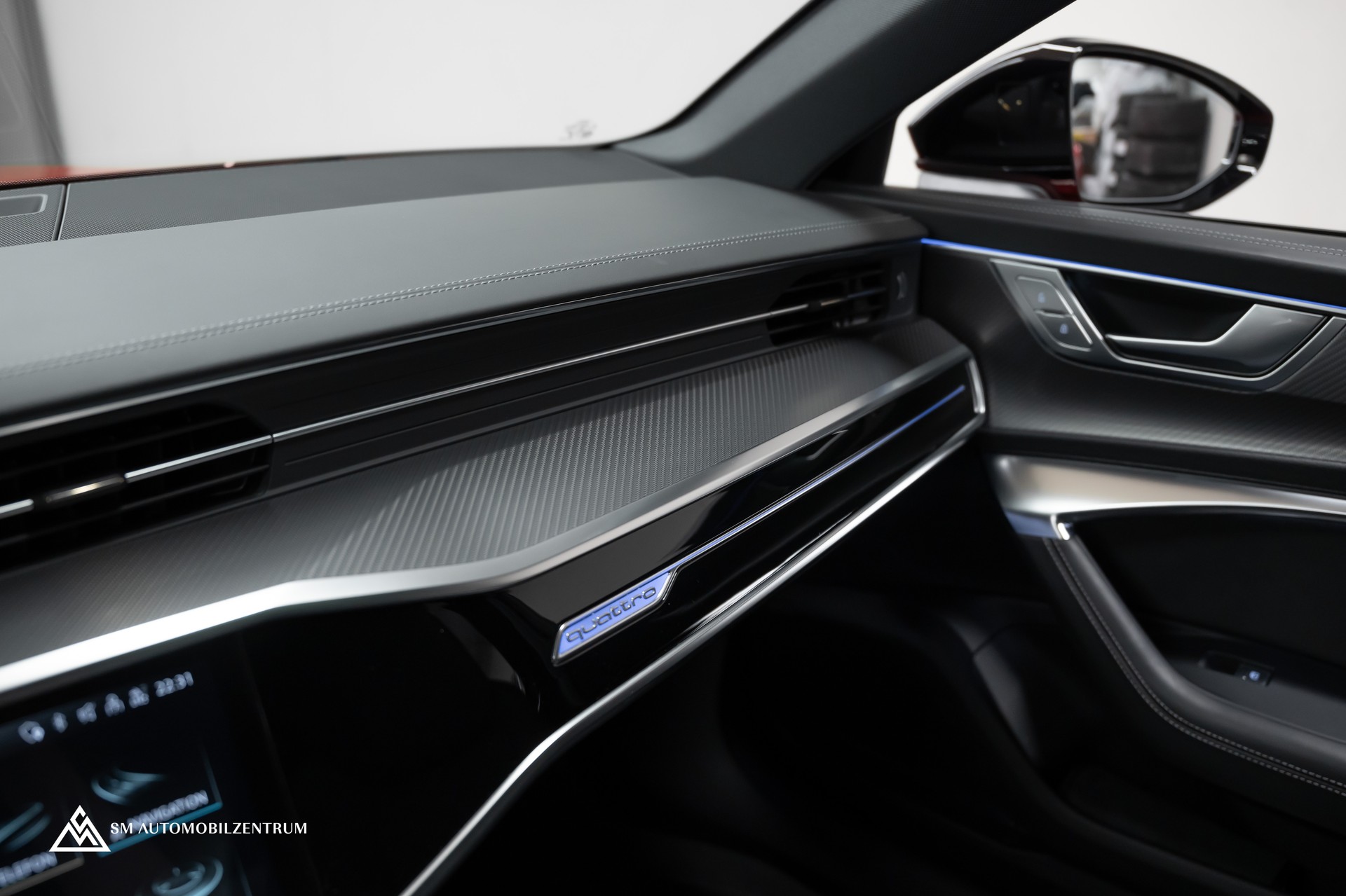 AUDI RS6 Avant 4.0 V8 TFSI quattro T-Tronic / Keramik / Standheizung / Dynamik Paket / Panorama /360°-image-29