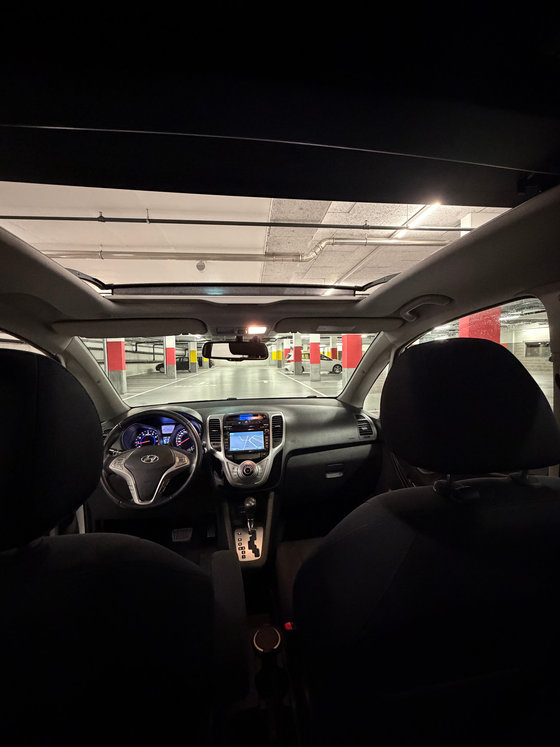 HYUNDAI iX20-image-9