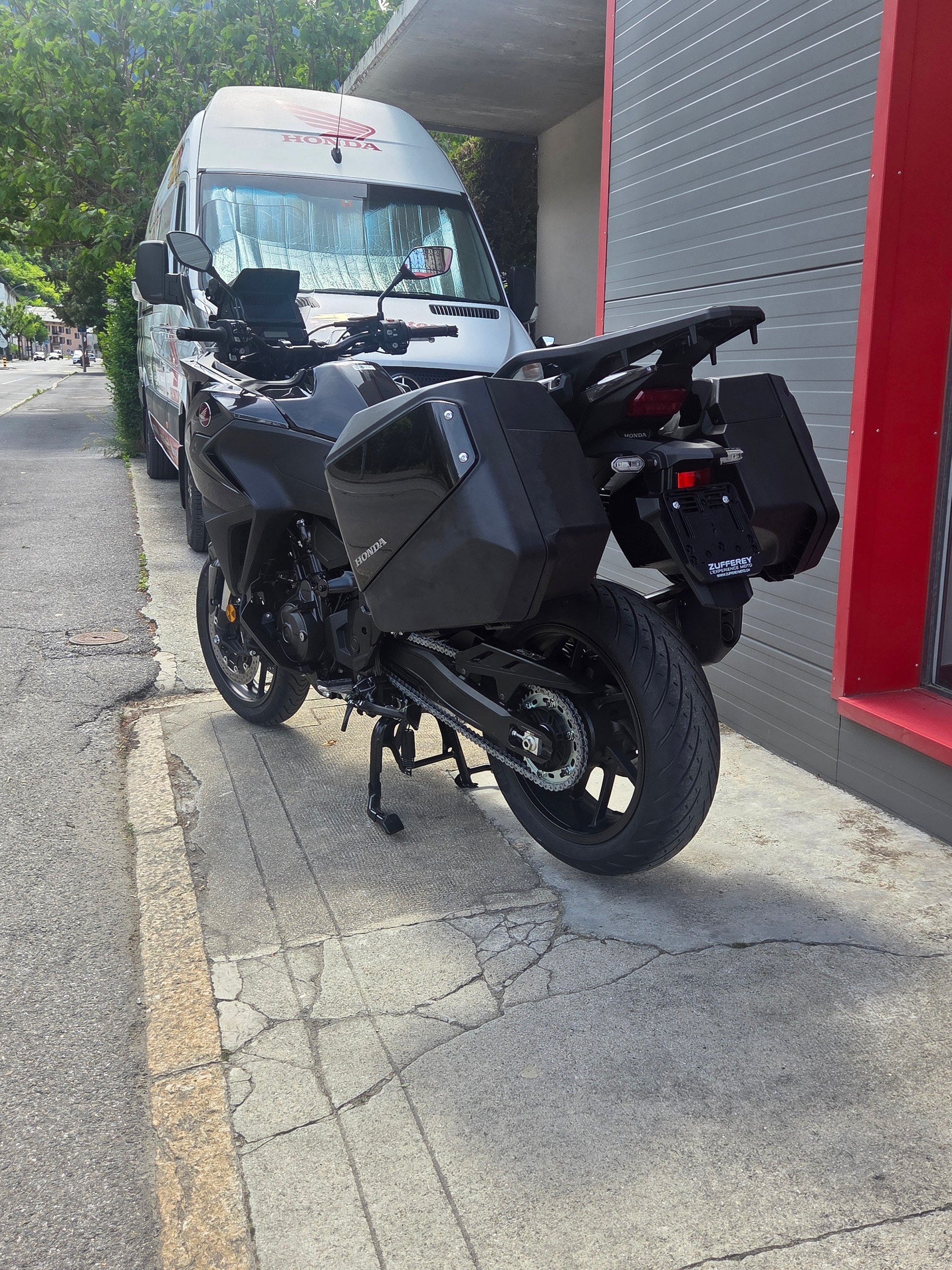 HONDA NT 1100 DCT-image-4
