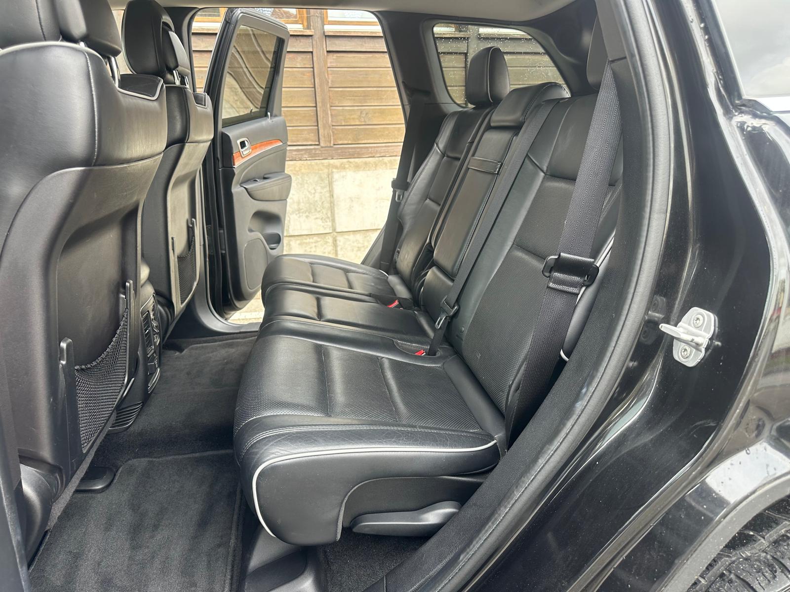 JEEP Grand Cherokee 5.7 HEMI Overland Automatic-image-11