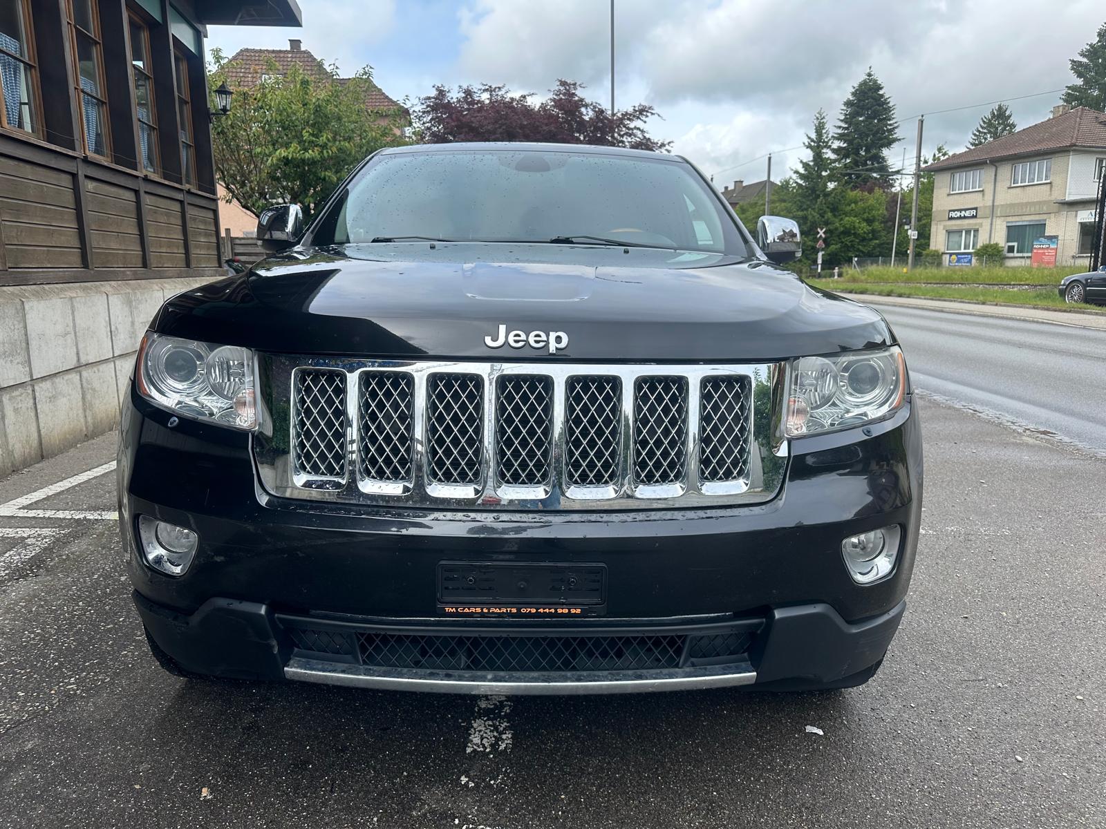 JEEP Grand Cherokee 5.7 HEMI Overland Automatic-image-4
