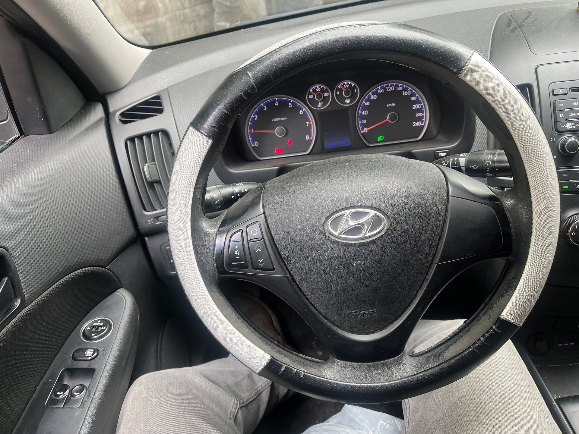 HYUNDAI i30 1.4 Comfort-image-11