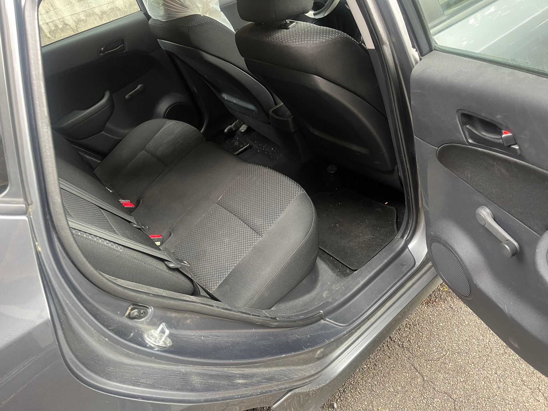 HYUNDAI i30 1.4 Comfort-image-14