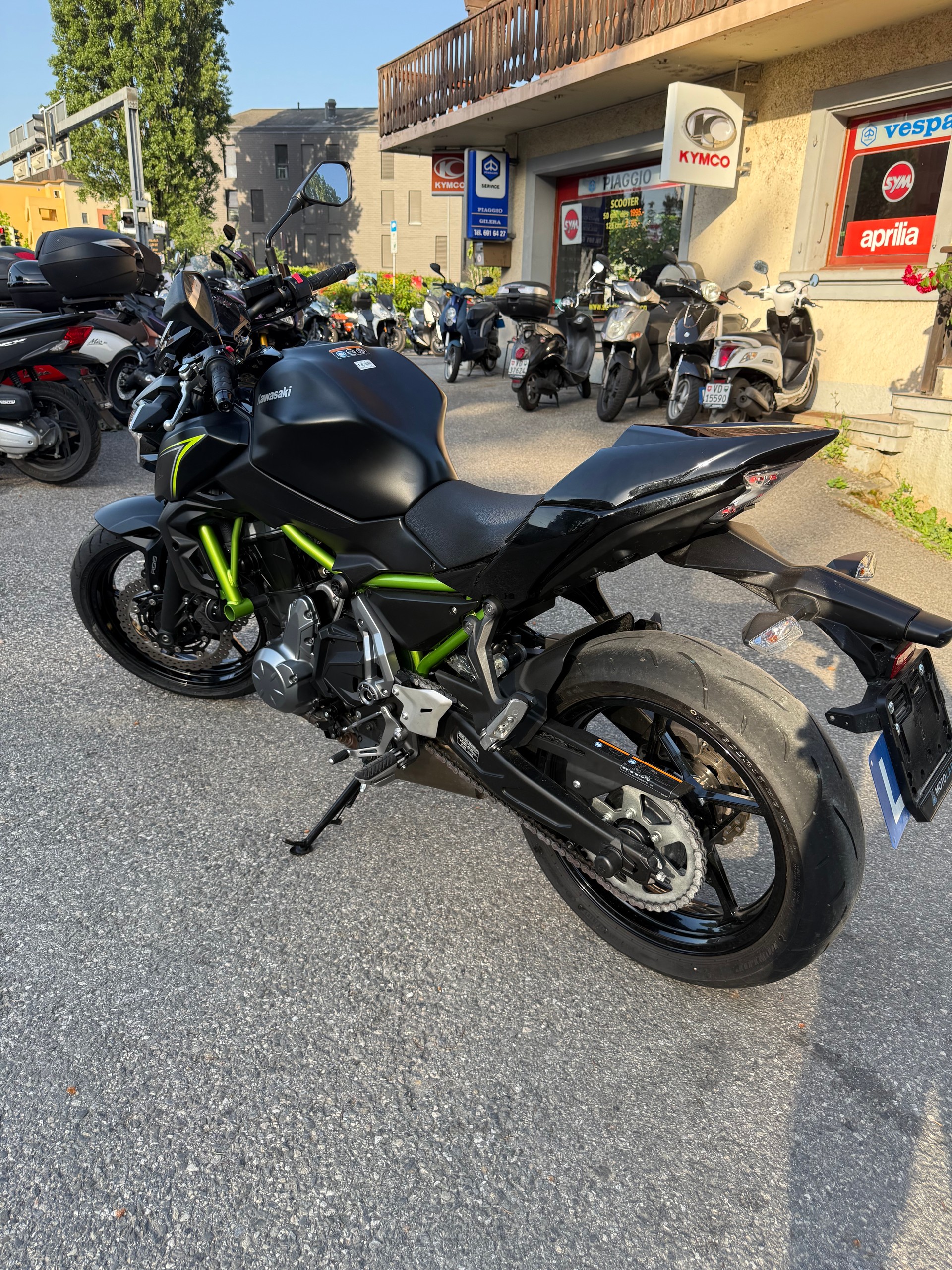 KAWASAKI Z 650 ABS-image-1