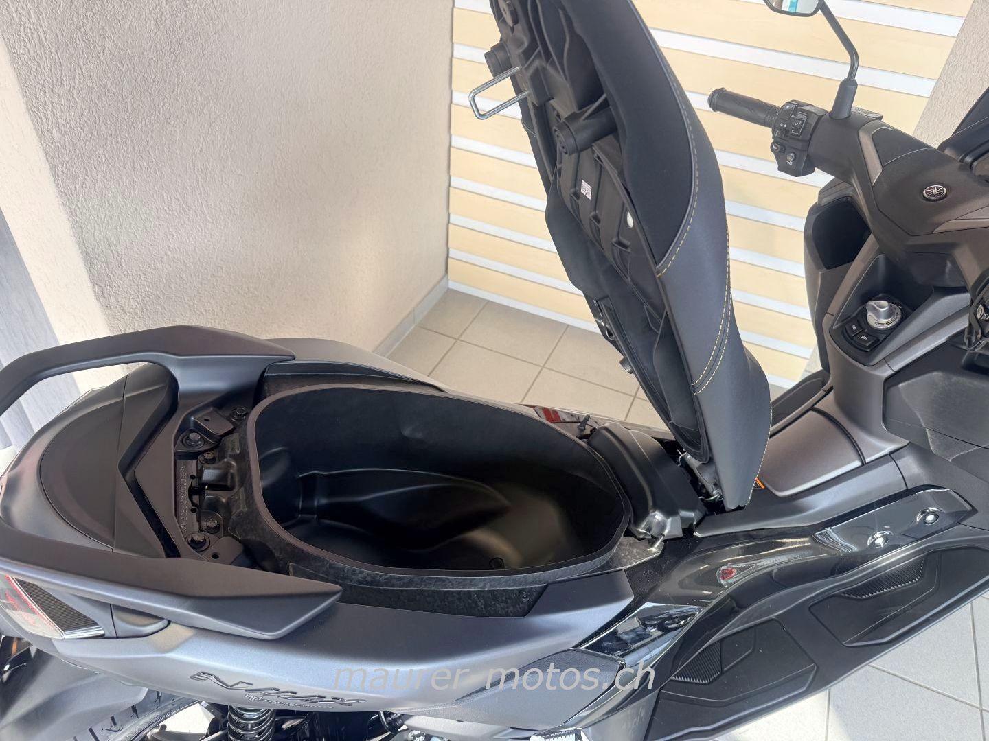 YAMAHA NMAX 125 TECH MAX-image-3