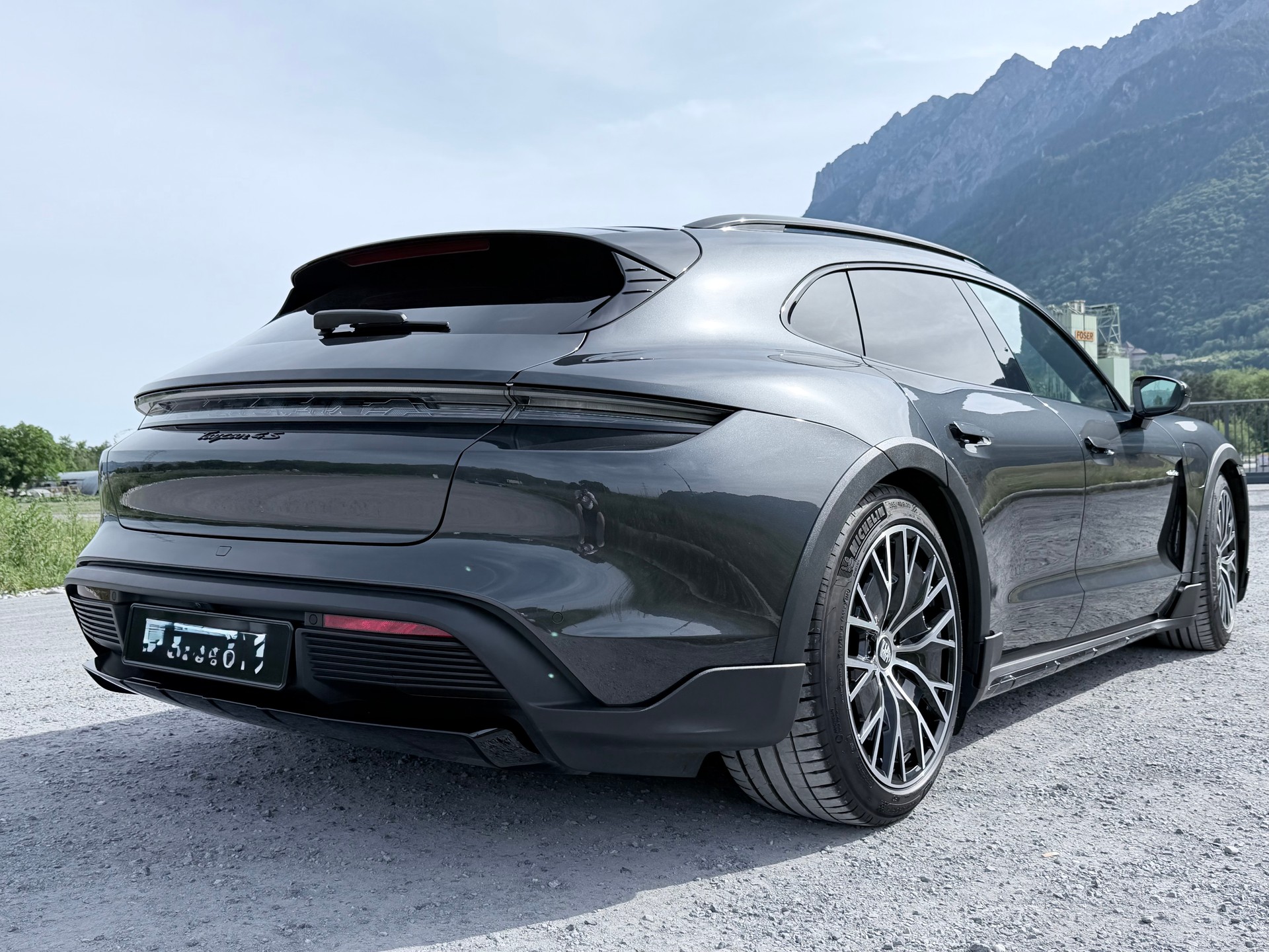PORSCHE 4S Cross Turismo, Panorama, Luftfederung, Top!-image-3