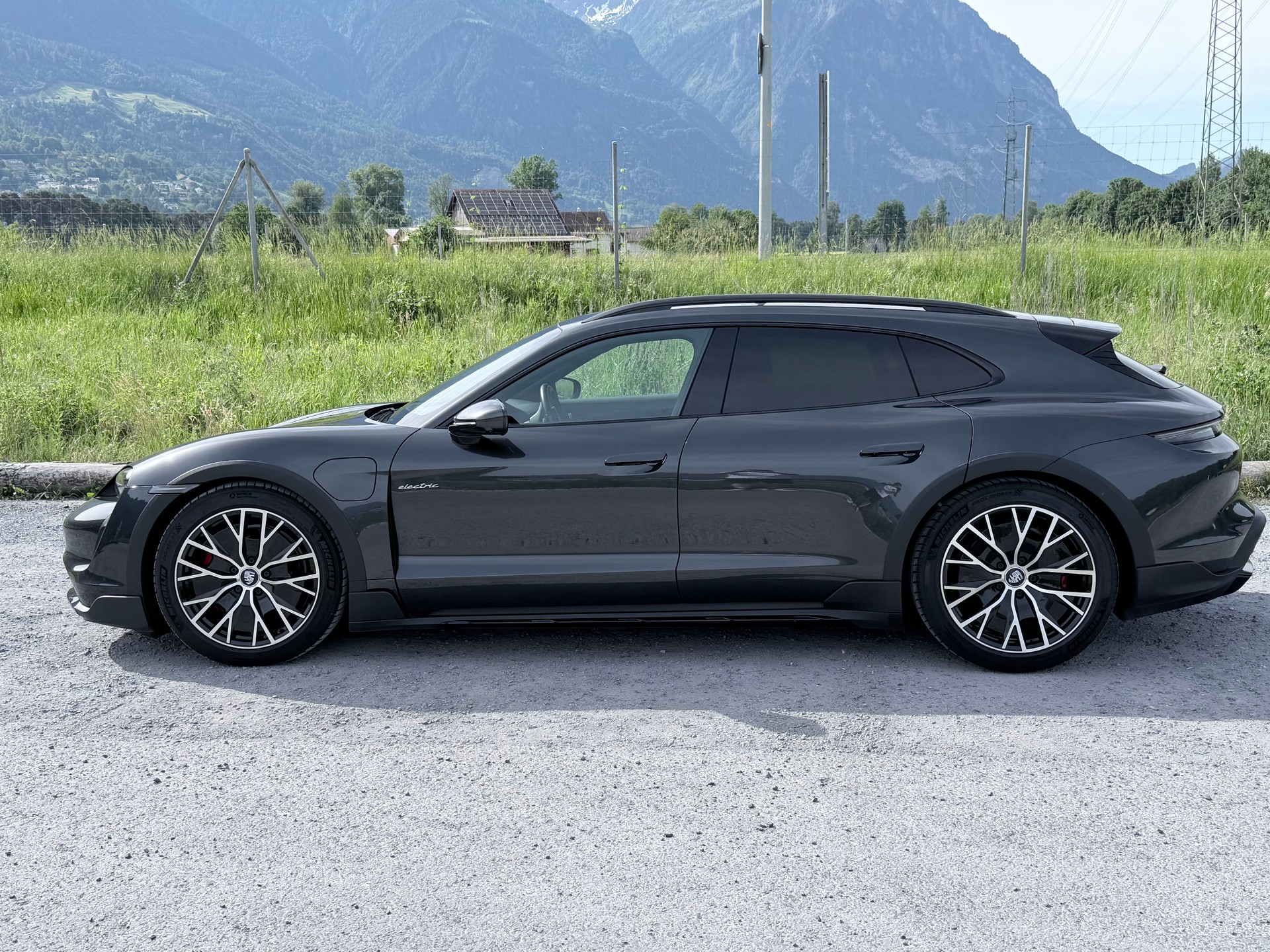 PORSCHE 4S Cross Turismo, Panorama, Luftfederung, Top!