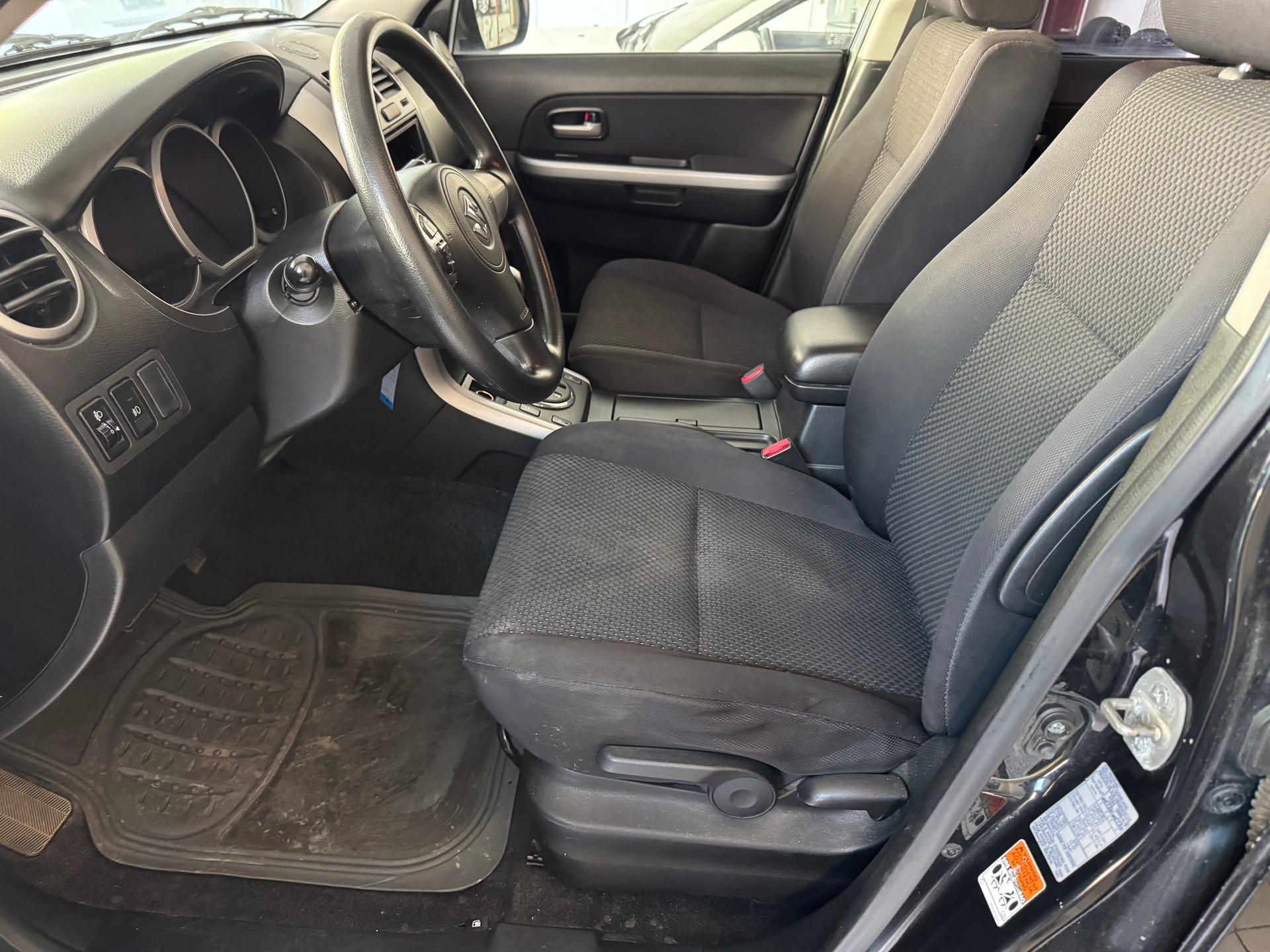 SUZUKI Grand Vitara 2.0 16V Top Limited Edition Automatic-image-9