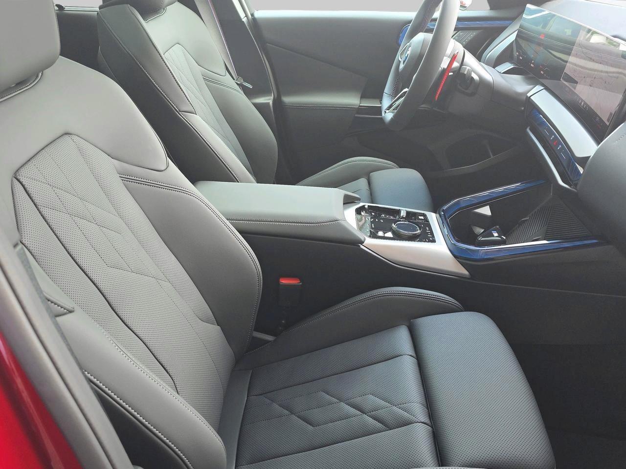 BMW X3 M50i-image-15