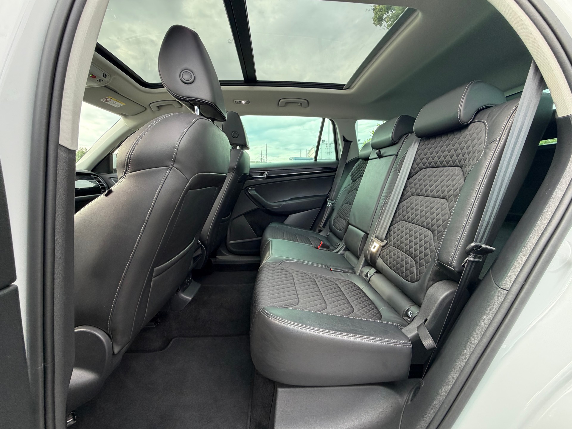 SKODA Kodiaq 2.0 TDI CR Style 4x4 DSG-image-10