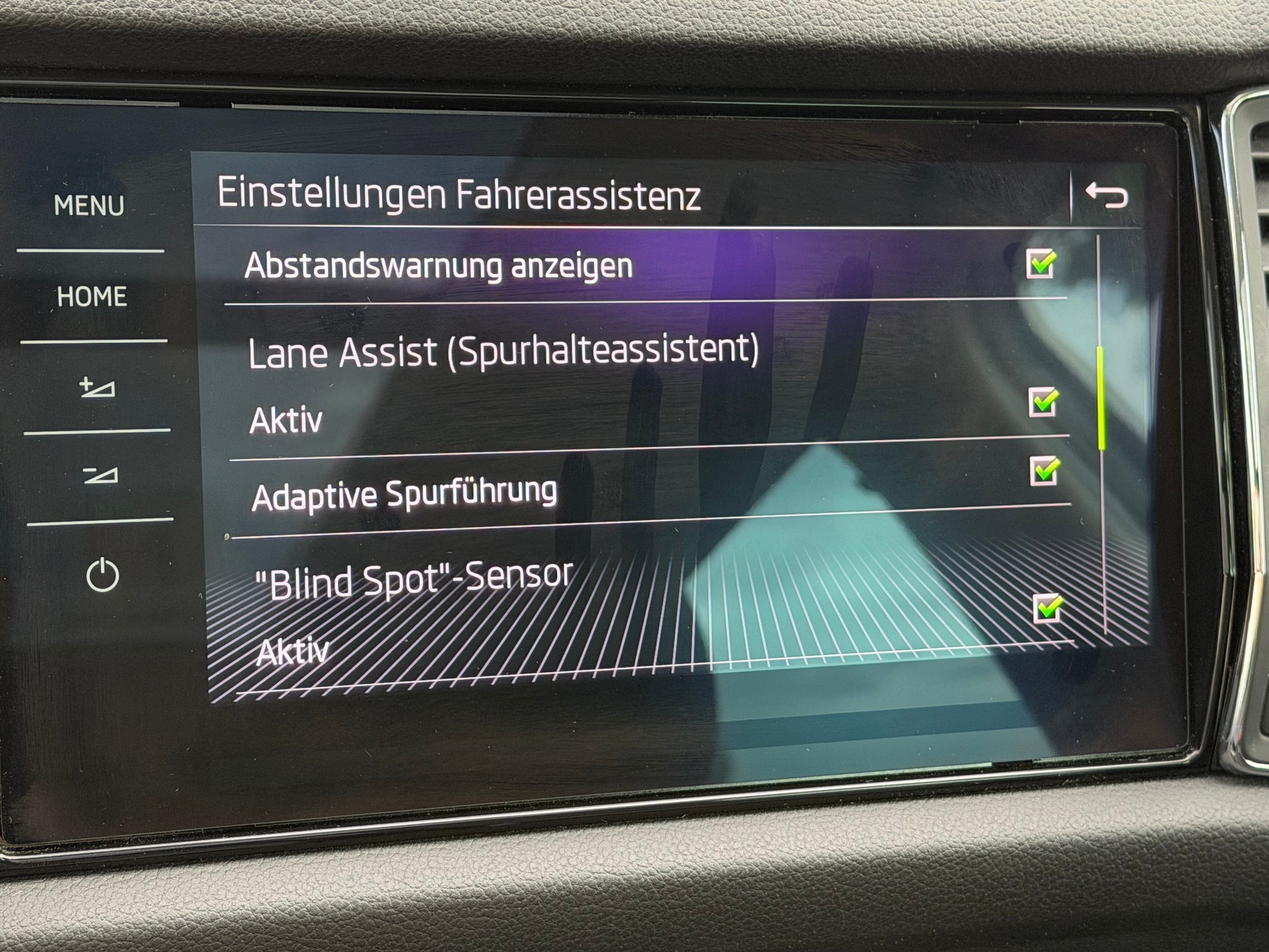 SKODA Kodiaq 2.0 TDI CR Style 4x4 DSG-image-22