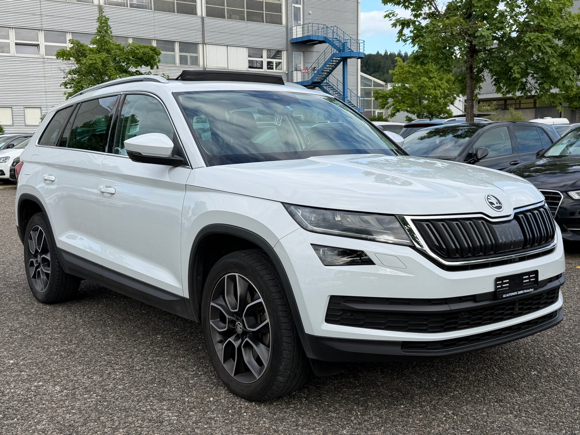 SKODA Kodiaq 2.0 TDI CR Style 4x4 DSG-showroom-element-2