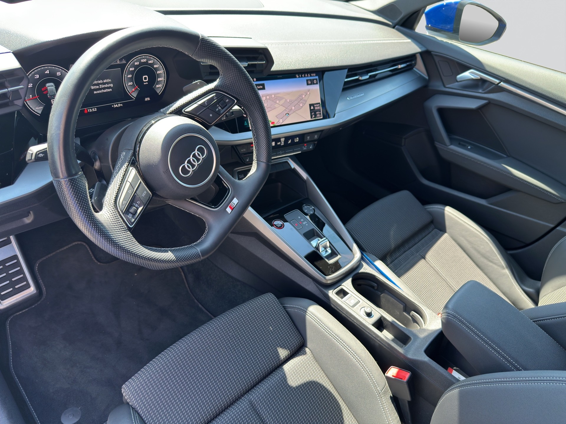 AUDI S3 Sportback 2.0 TFSI quattro S-tronic-image-6