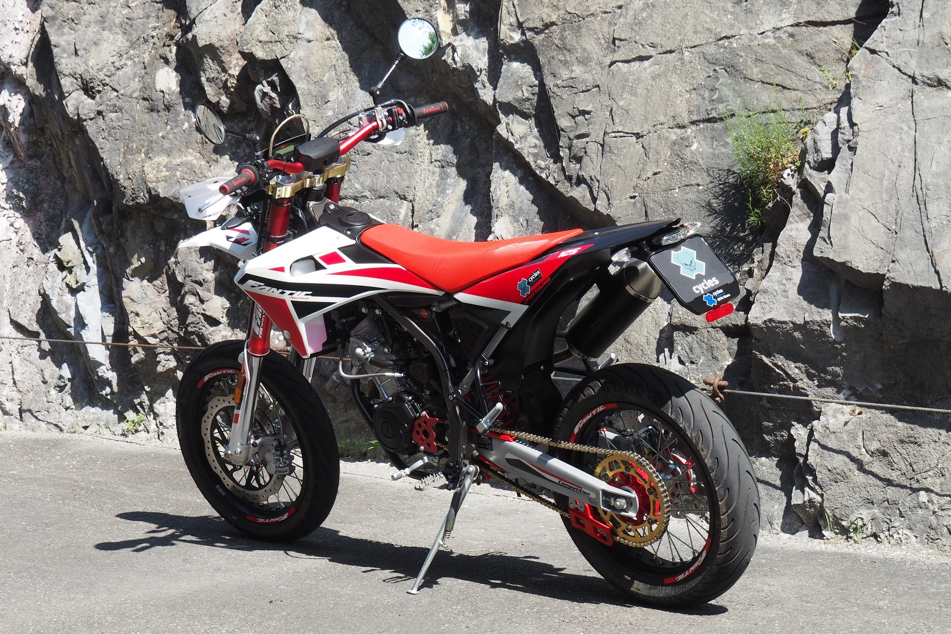 FANTIC XMF 125 Motard-image-5